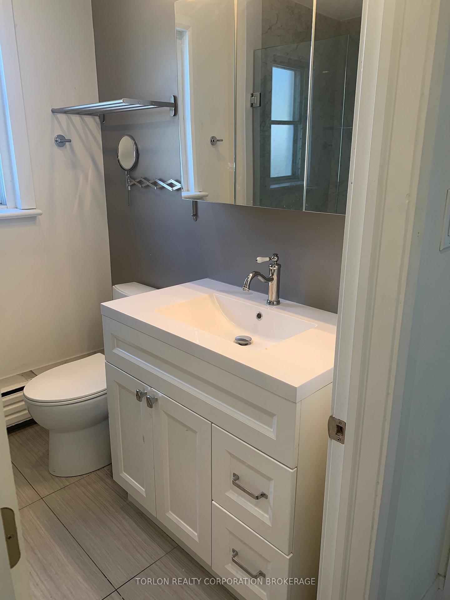 Photo 14 of Unit 2, 460 Horner Avenue, Etobicoke, Alderwood — HOMEH