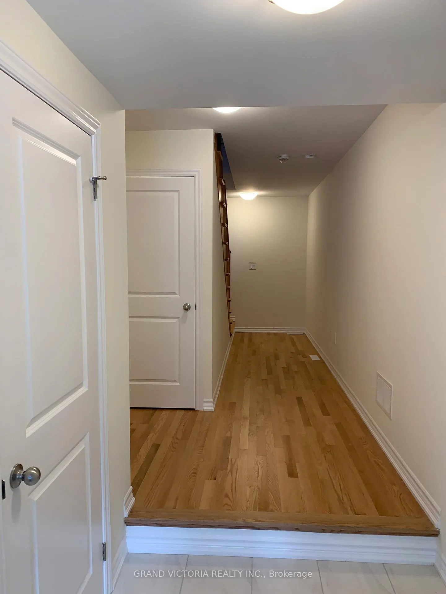 Photo 12 of 63 Blick Crescent, Aurora, Bayview Northeast — HOMEH