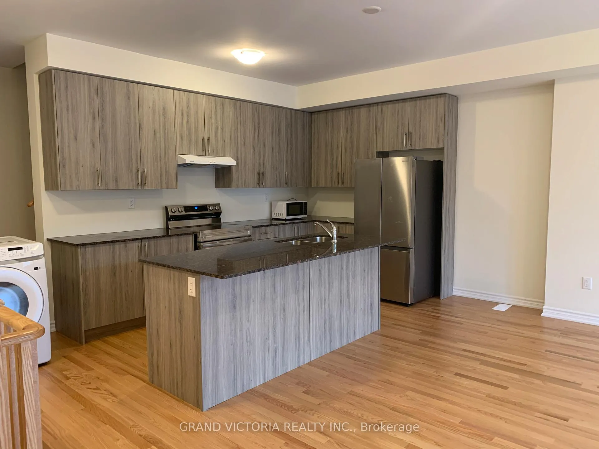 Photo 35 of 63 Blick Crescent, Aurora, Bayview Northeast — HOMEH