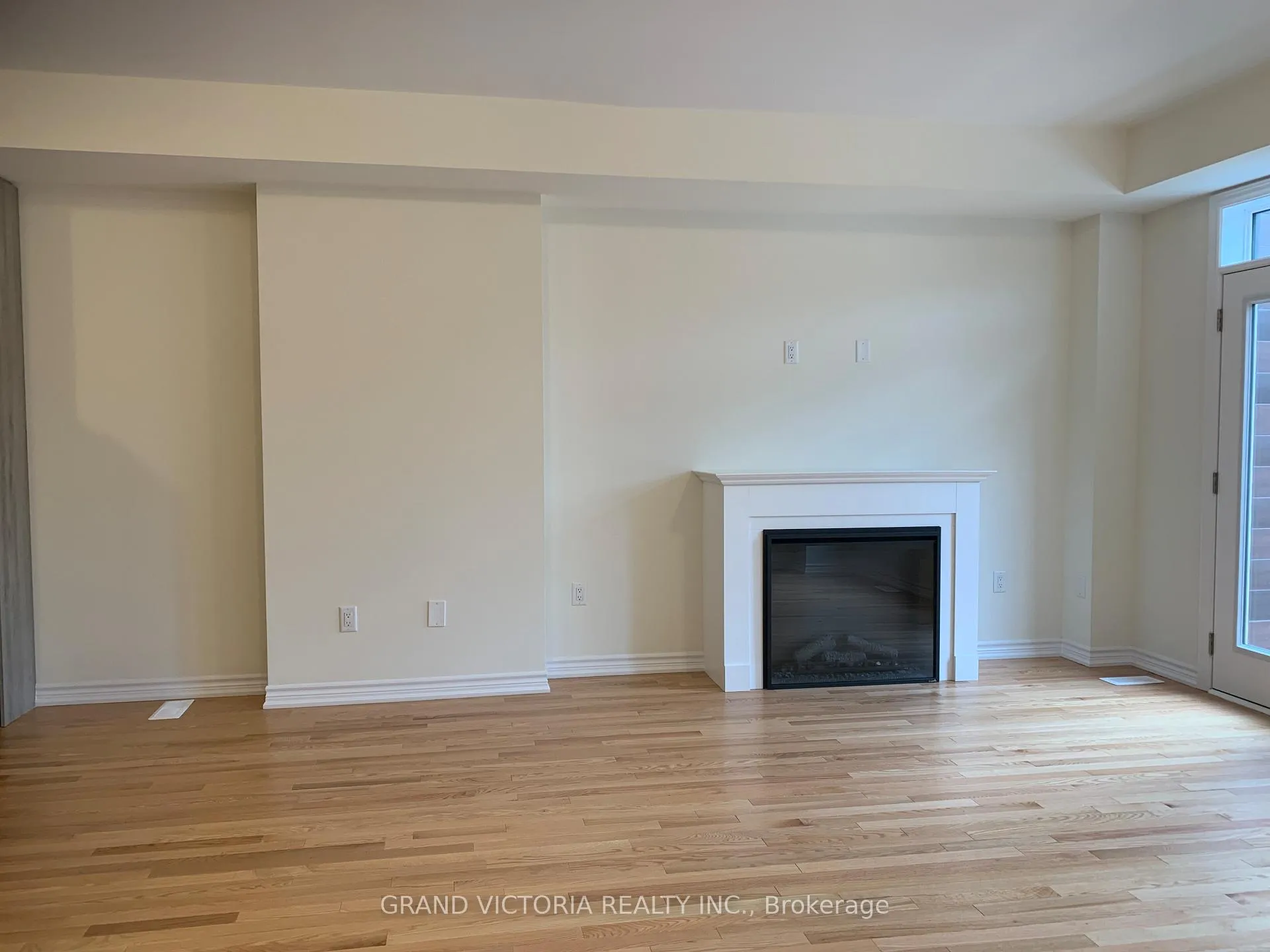 Photo 48 of 63 Blick Crescent, Aurora, Bayview Northeast — HOMEH