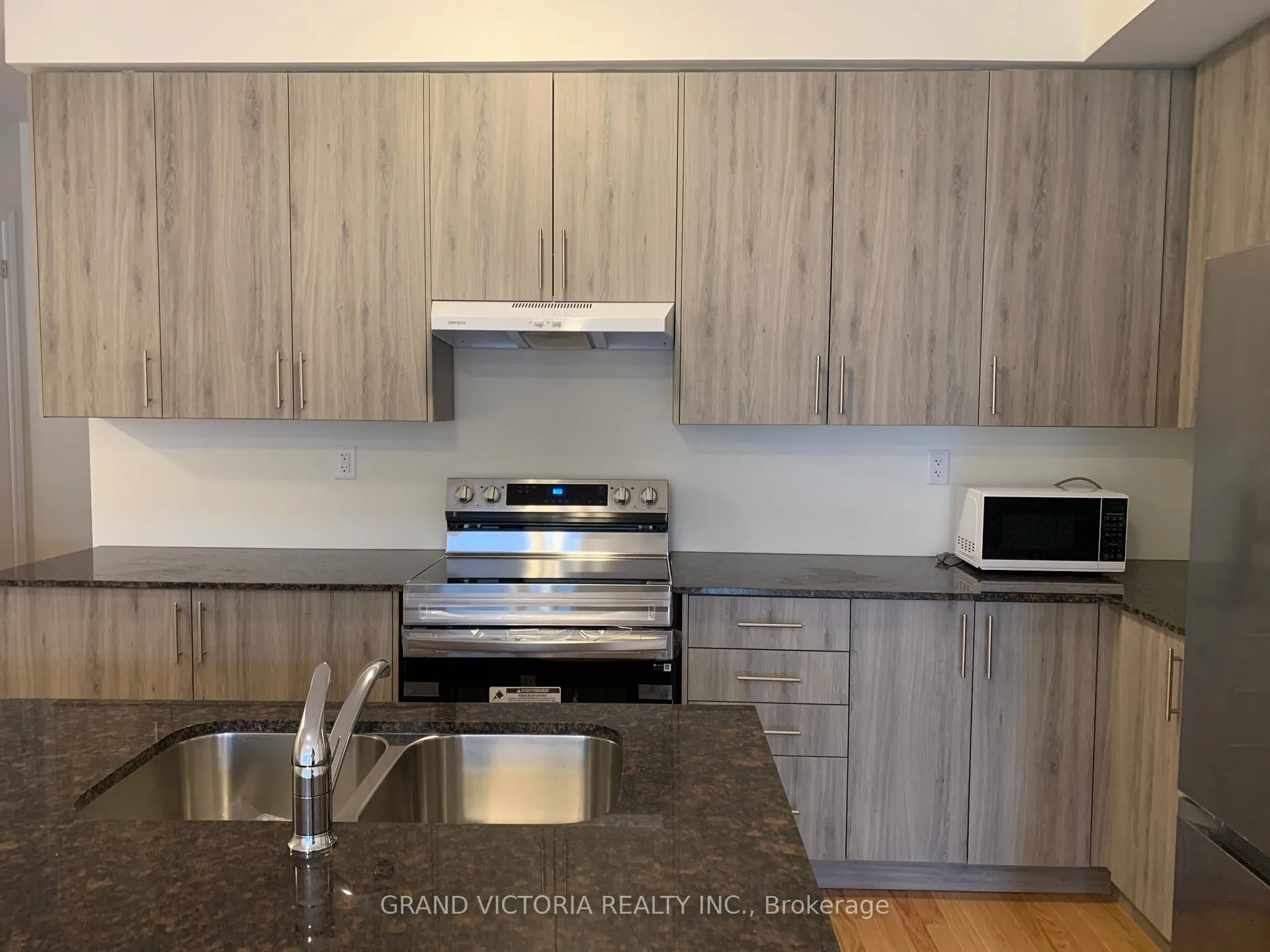 Photo 58 of 63 Blick Crescent, Aurora, Bayview Northeast — HOMEH