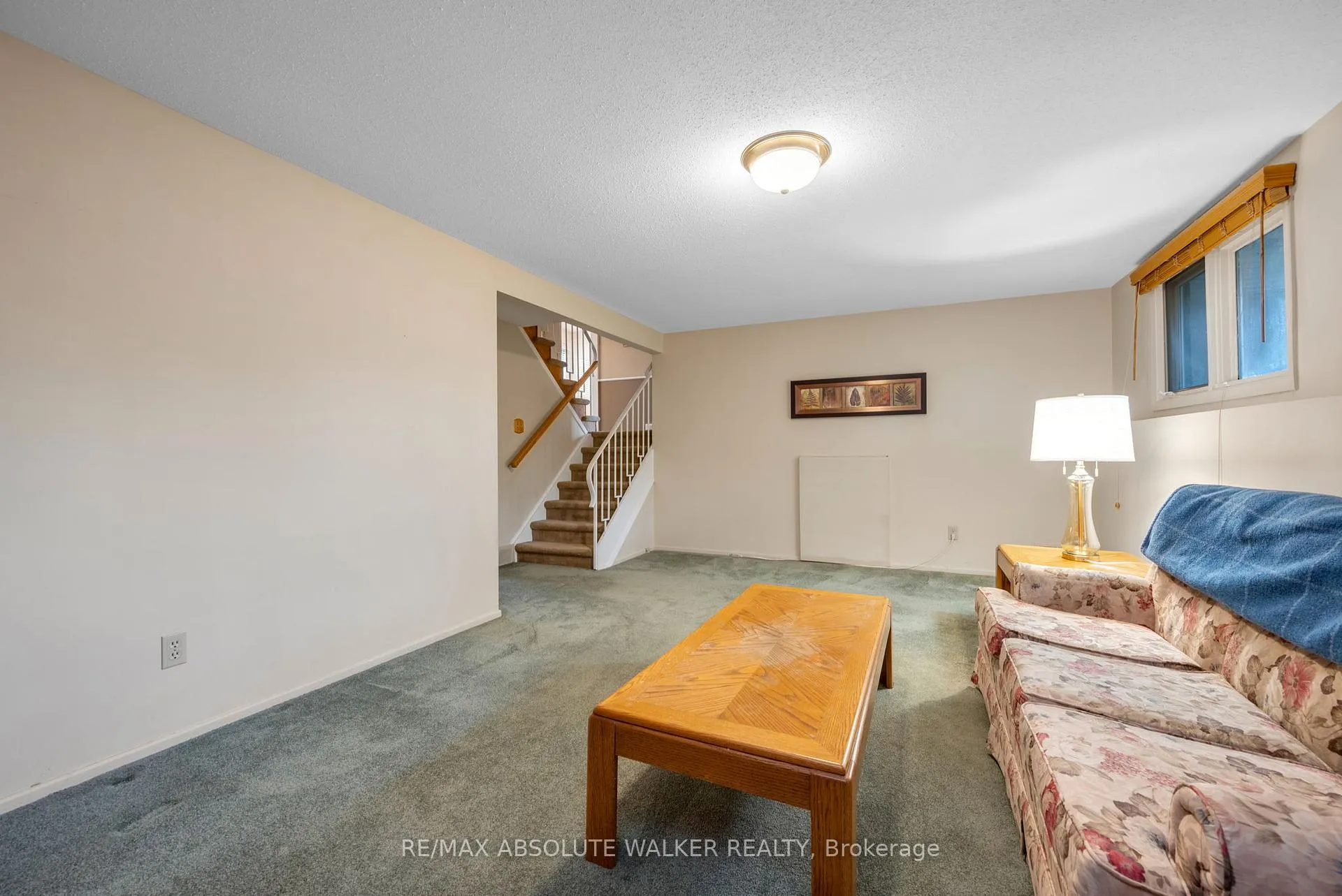 Photo 65 of 1975 Oakdean Crescent, Ottawa, Beacon Hill North — HOMEH