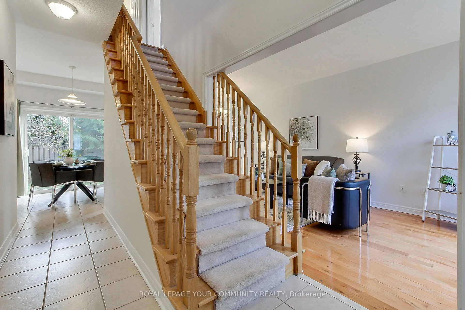 Photo 15 of 19 Chippingwood Manor, Aurora, Bayview Wellington — HOMEH