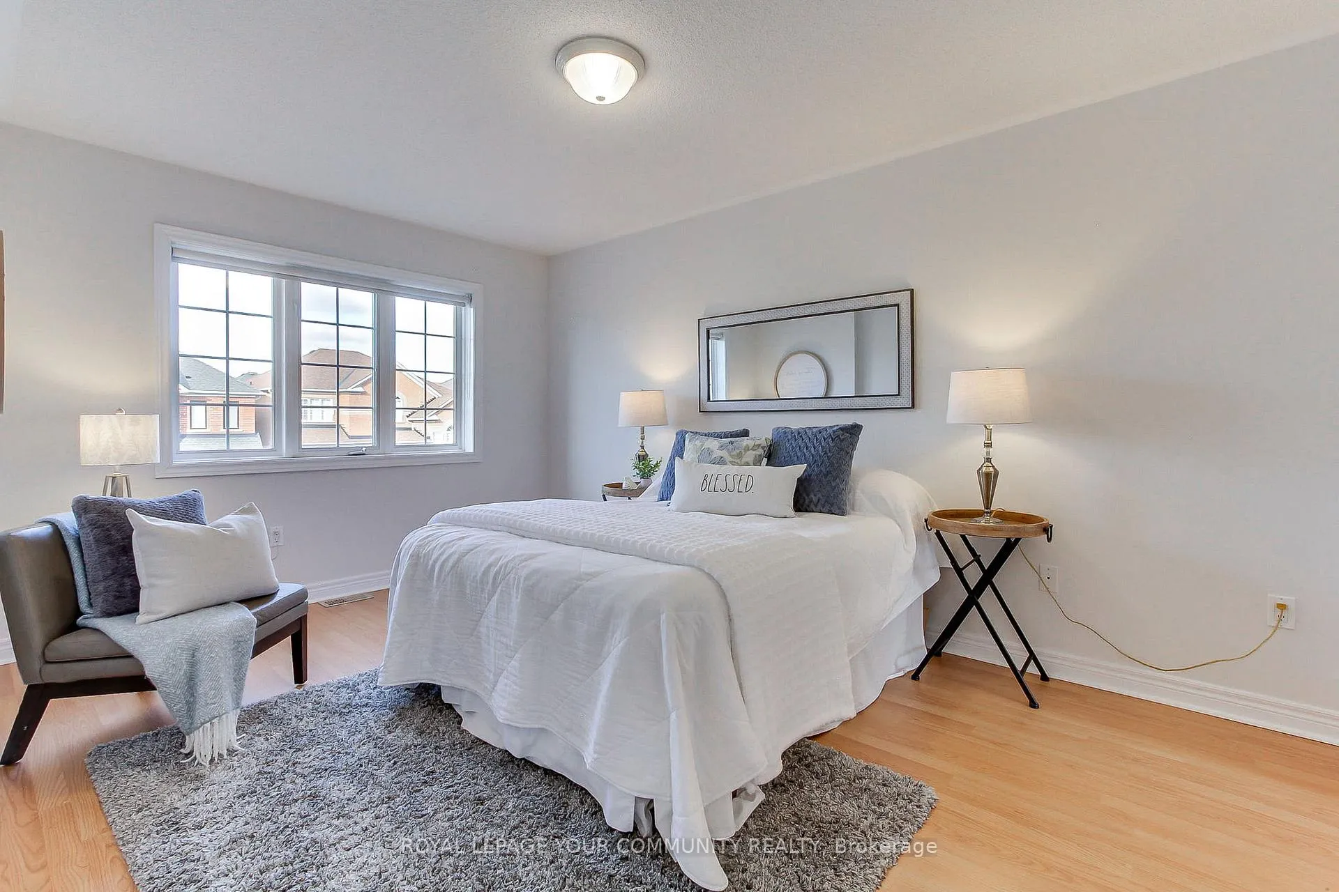 Photo 47 of 19 Chippingwood Manor, Aurora, Bayview Wellington — HOMEH