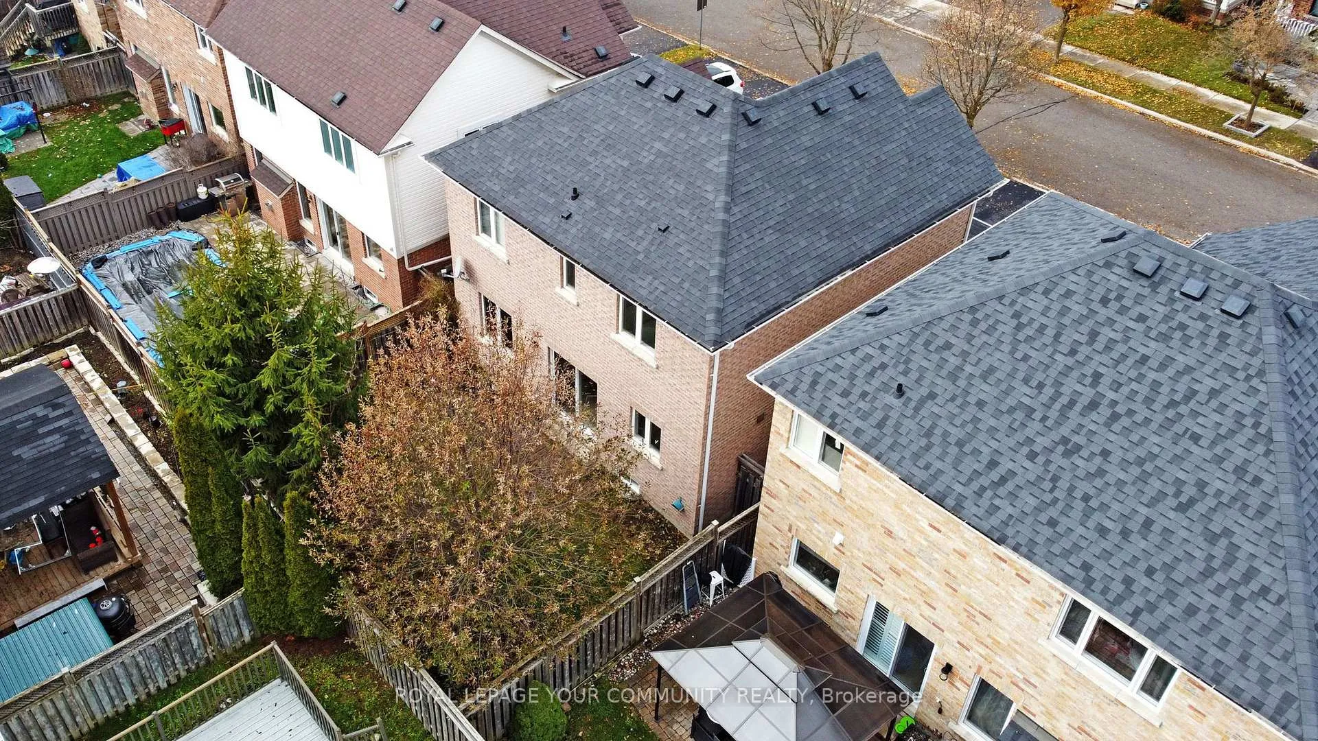 Photo 87 of 19 Chippingwood Manor, Aurora, Bayview Wellington — HOMEH