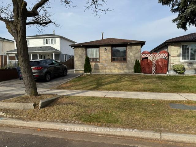 Front of 12 Sultan Pool Drive