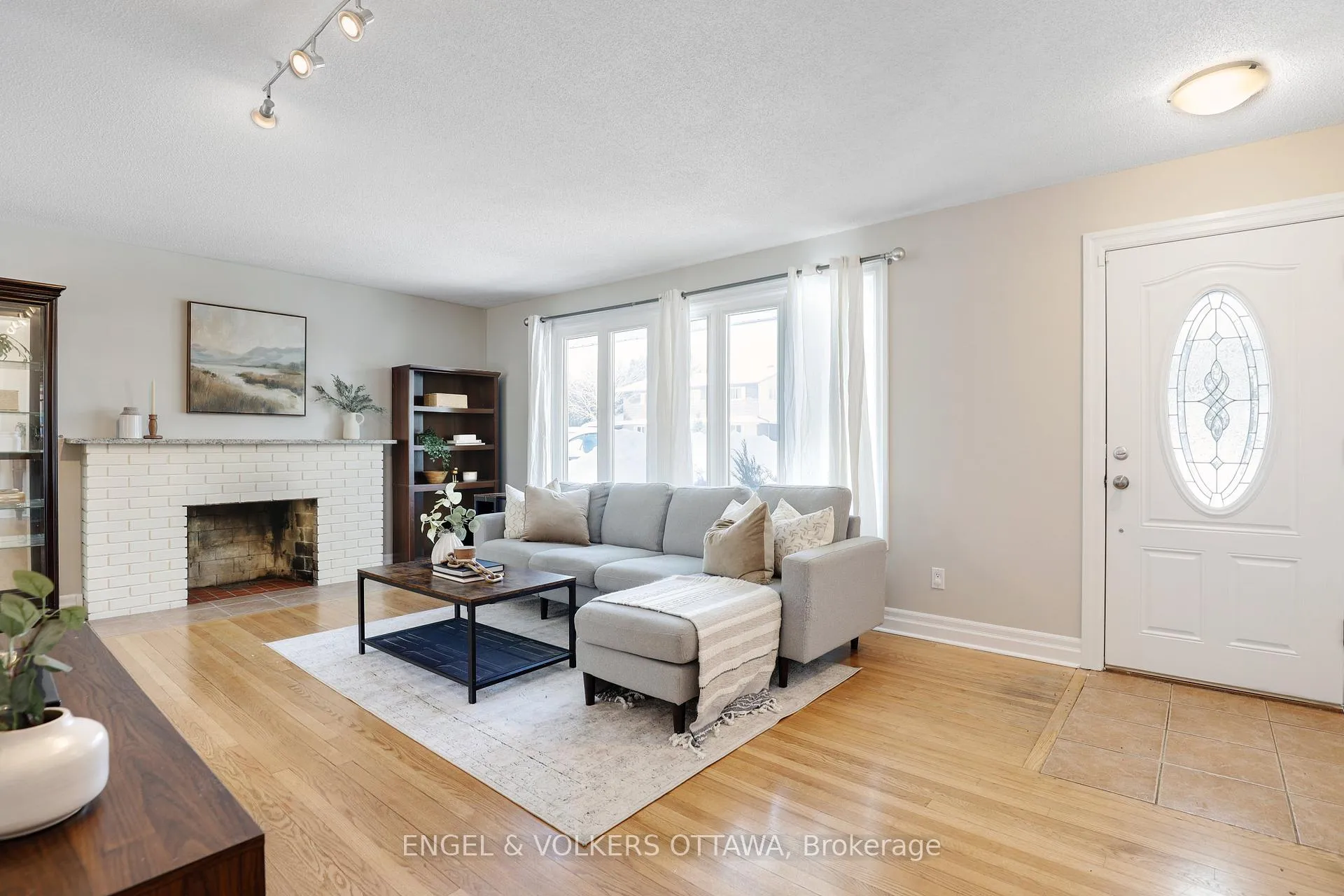 Photo 25 of 2665 Colman Street, Ottawa, Riverside Park — HOMEH