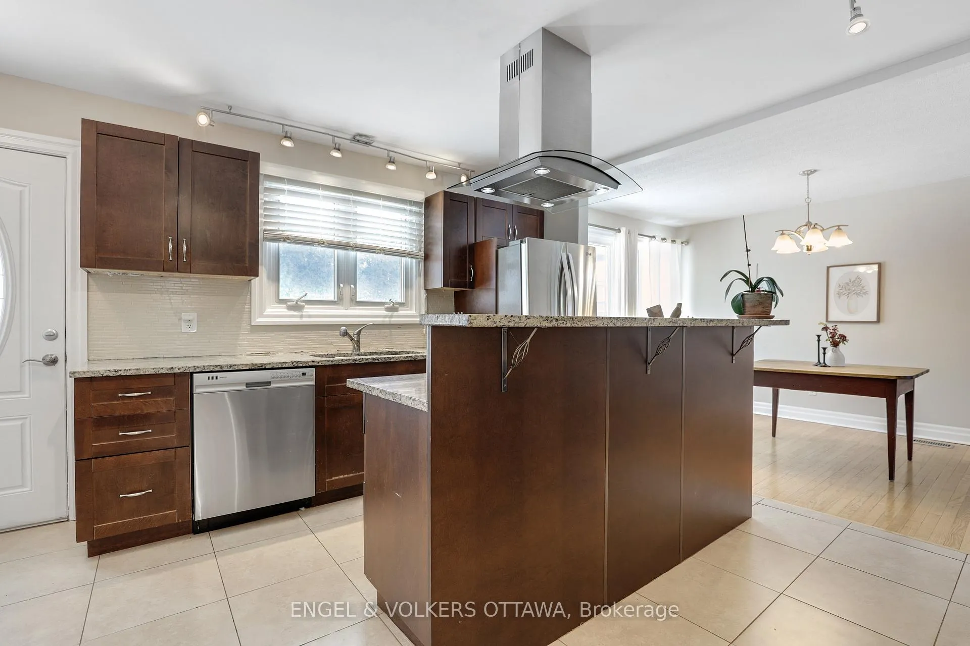 Photo 65 of 2665 Colman Street, Ottawa, Riverside Park — HOMEH