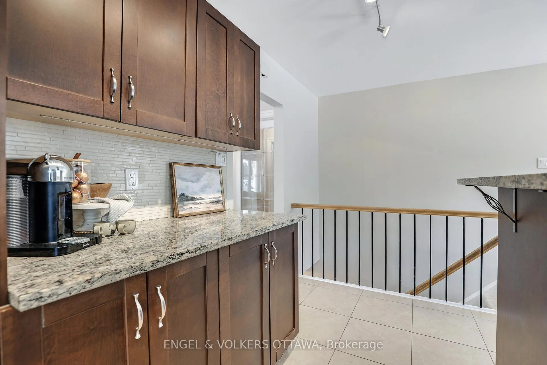 Photo 83 of 2665 Colman Street, Ottawa, Riverside Park — HOMEH