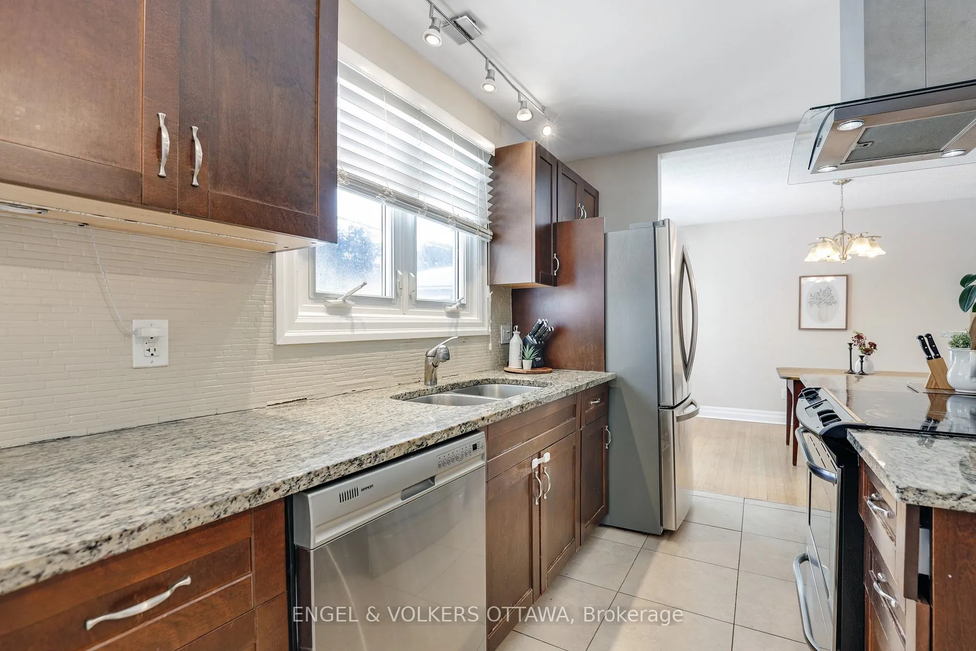Photo 92 of 2665 Colman Street, Ottawa, Riverside Park — HOMEH