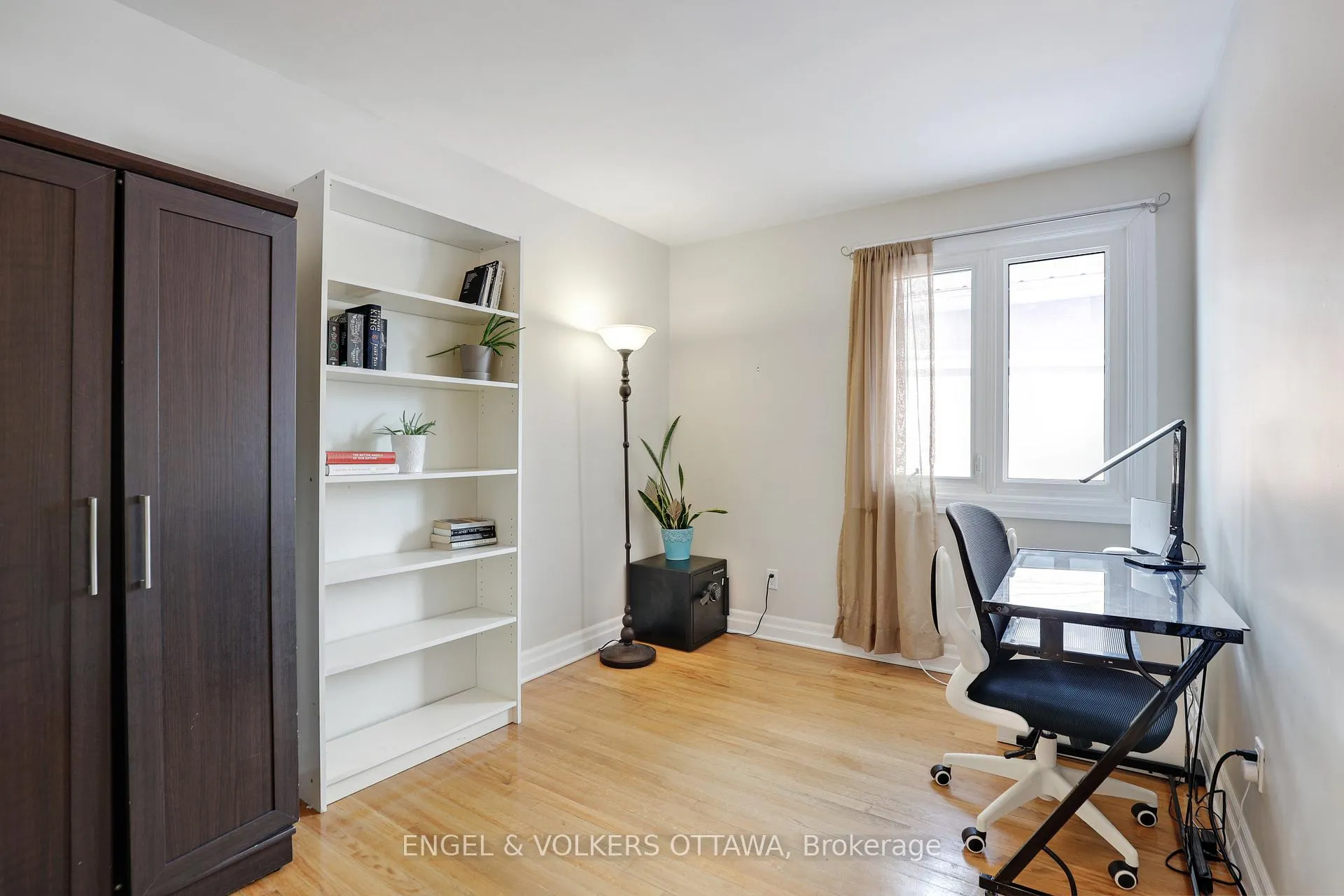 Photo 115 of 2665 Colman Street, Ottawa, Riverside Park — HOMEH