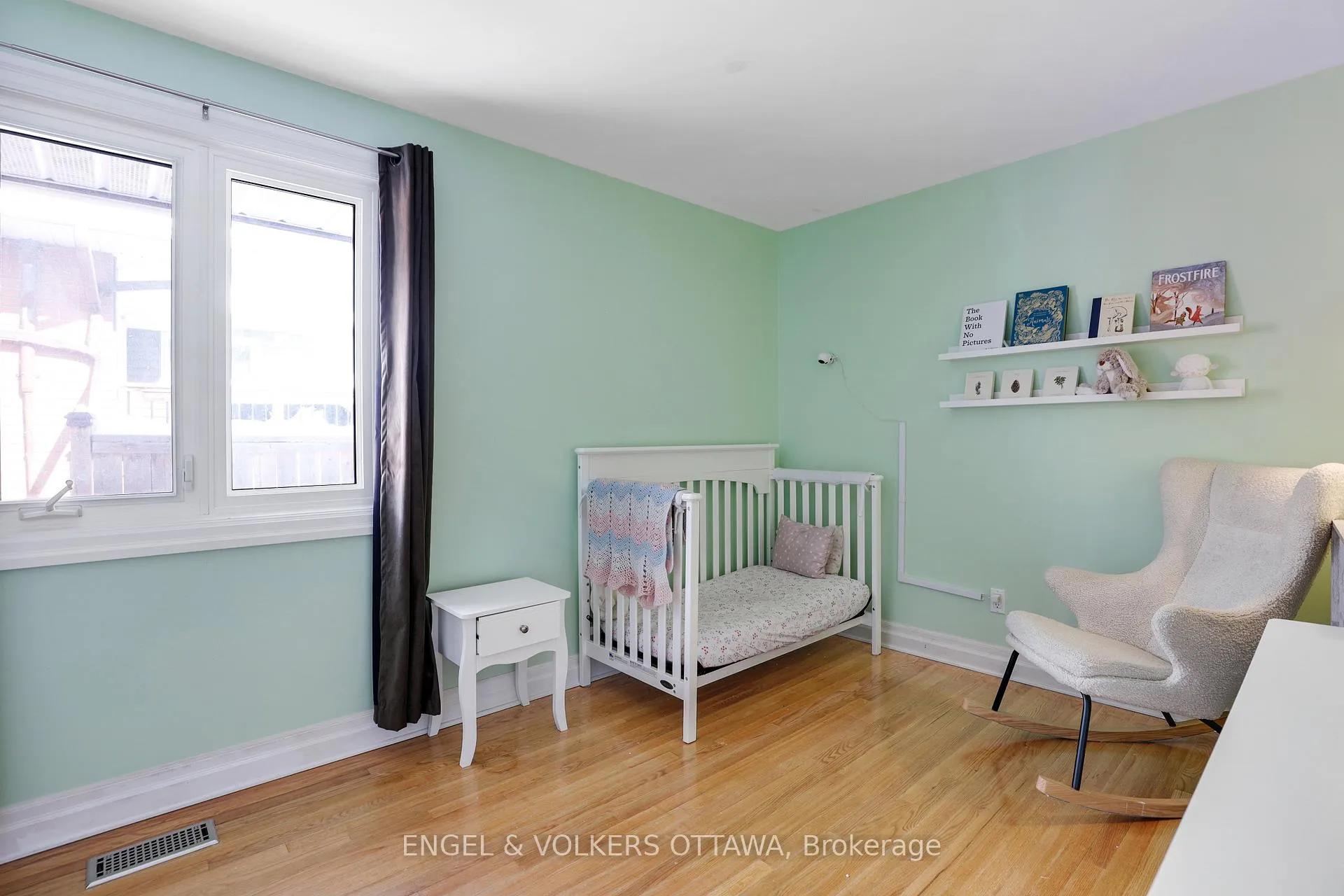 Photo 117 of 2665 Colman Street, Ottawa, Riverside Park — HOMEH