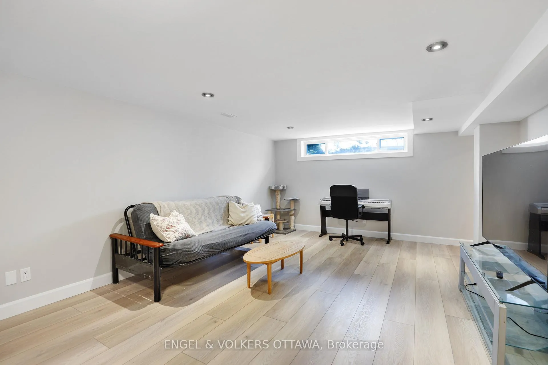 Photo 132 of 2665 Colman Street, Ottawa, Riverside Park — HOMEH