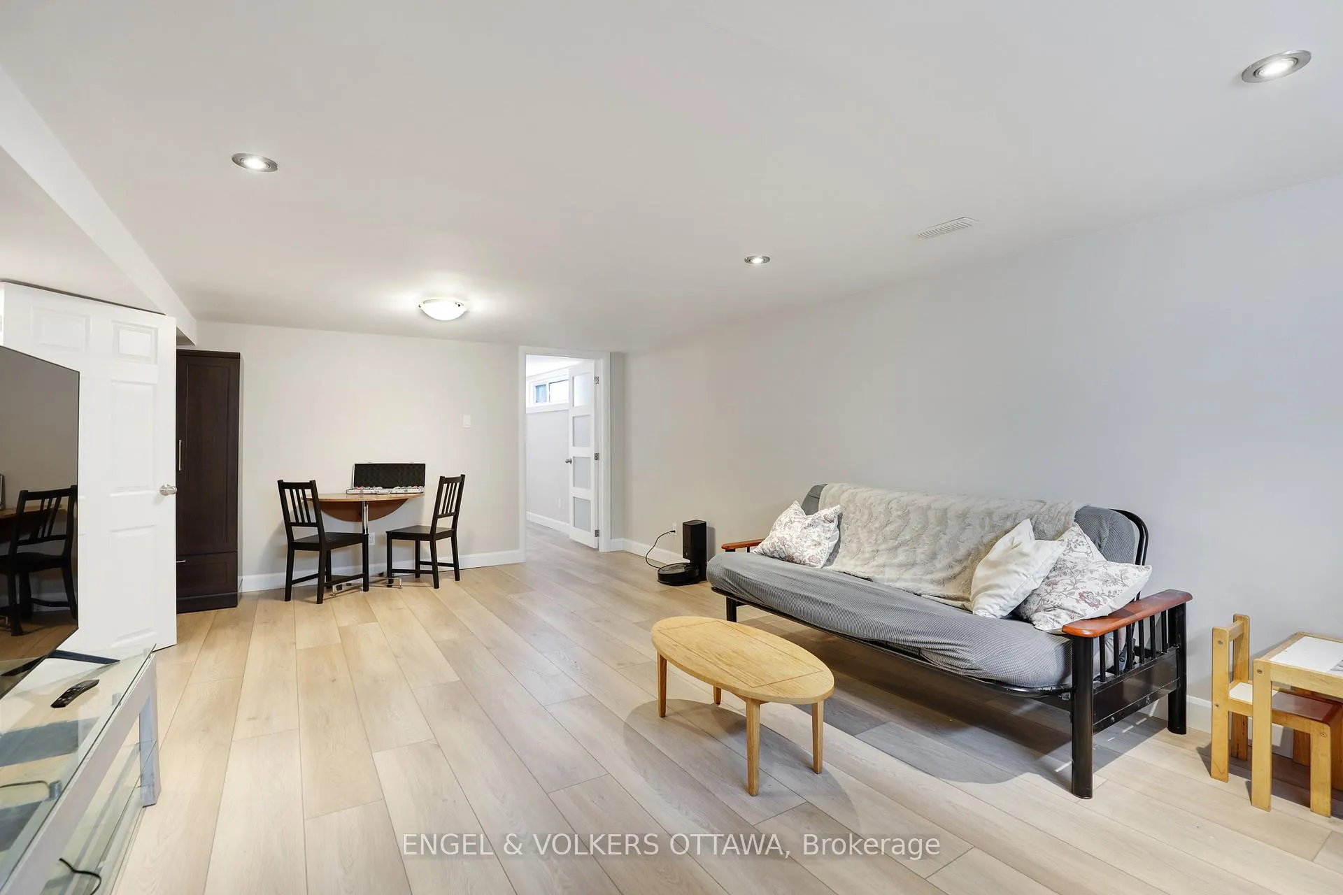 Photo 140 of 2665 Colman Street, Ottawa, Riverside Park — HOMEH