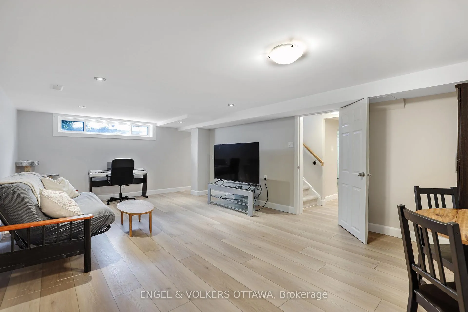 Photo 145 of 2665 Colman Street, Ottawa, Riverside Park — HOMEH
