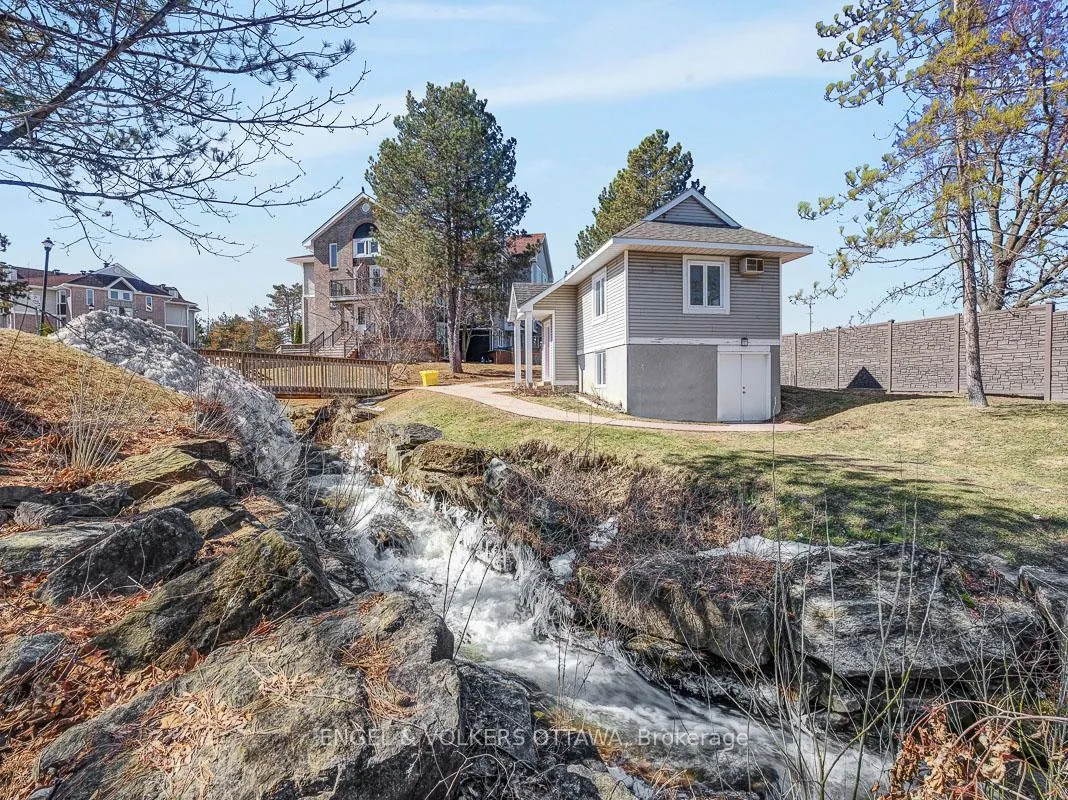 Photo 304 of 6 Mill Hill Road, Ottawa, Westcliffe Estates — HOMEH