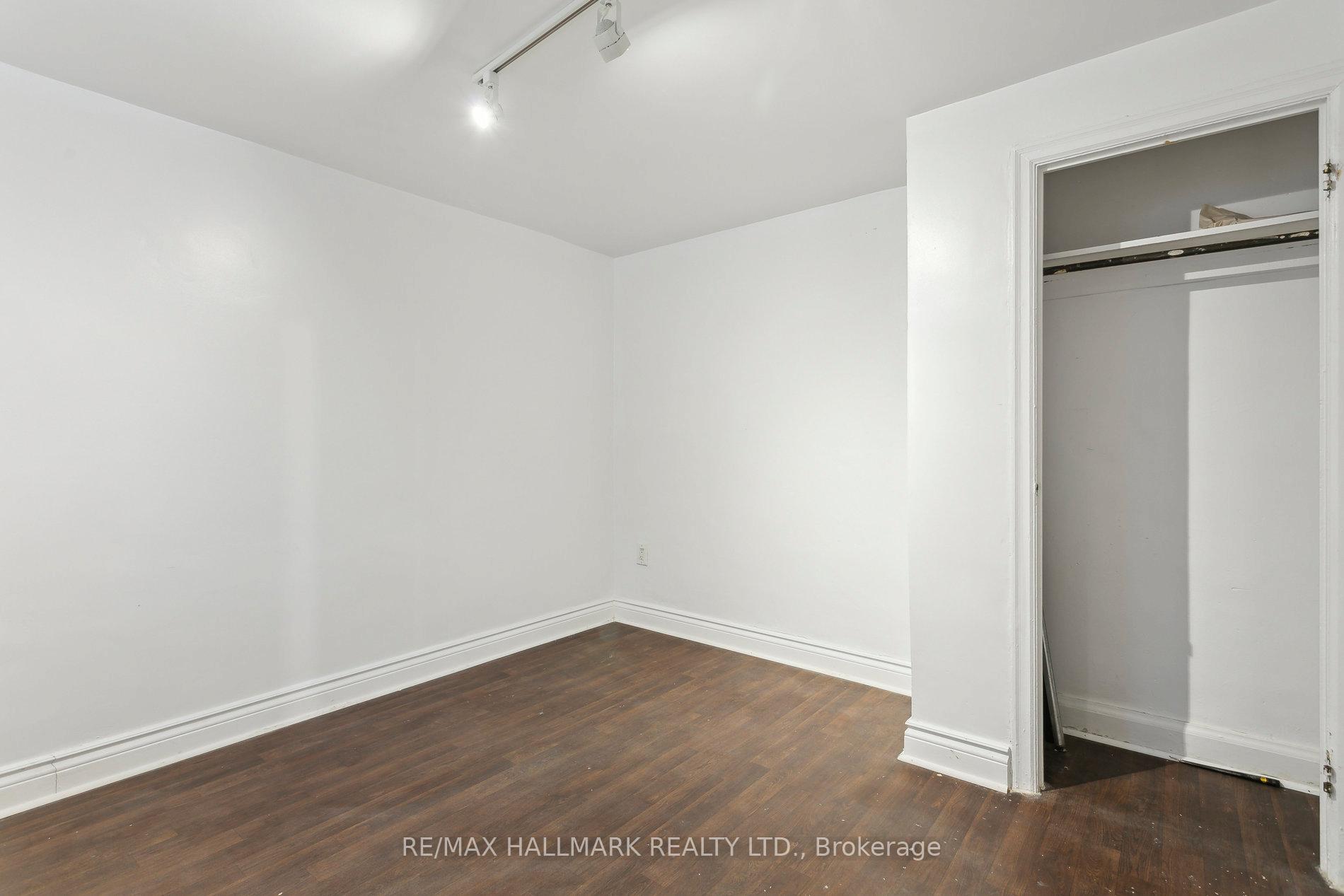 Photo 21 of 618 Brown's Line, Etobicoke, Alderwood — HOMEH
