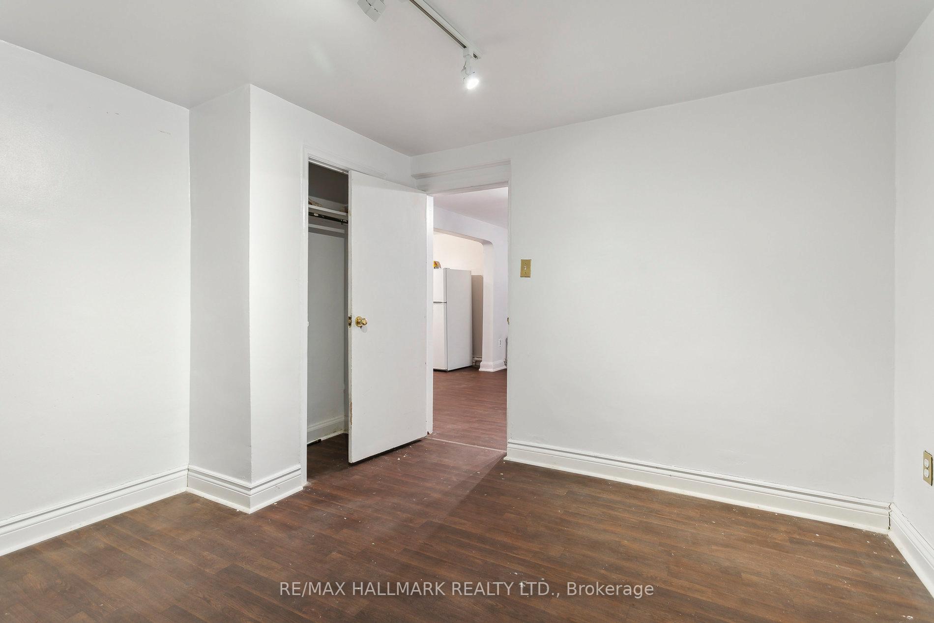 Photo 22 of 618 Brown's Line, Etobicoke, Alderwood — HOMEH