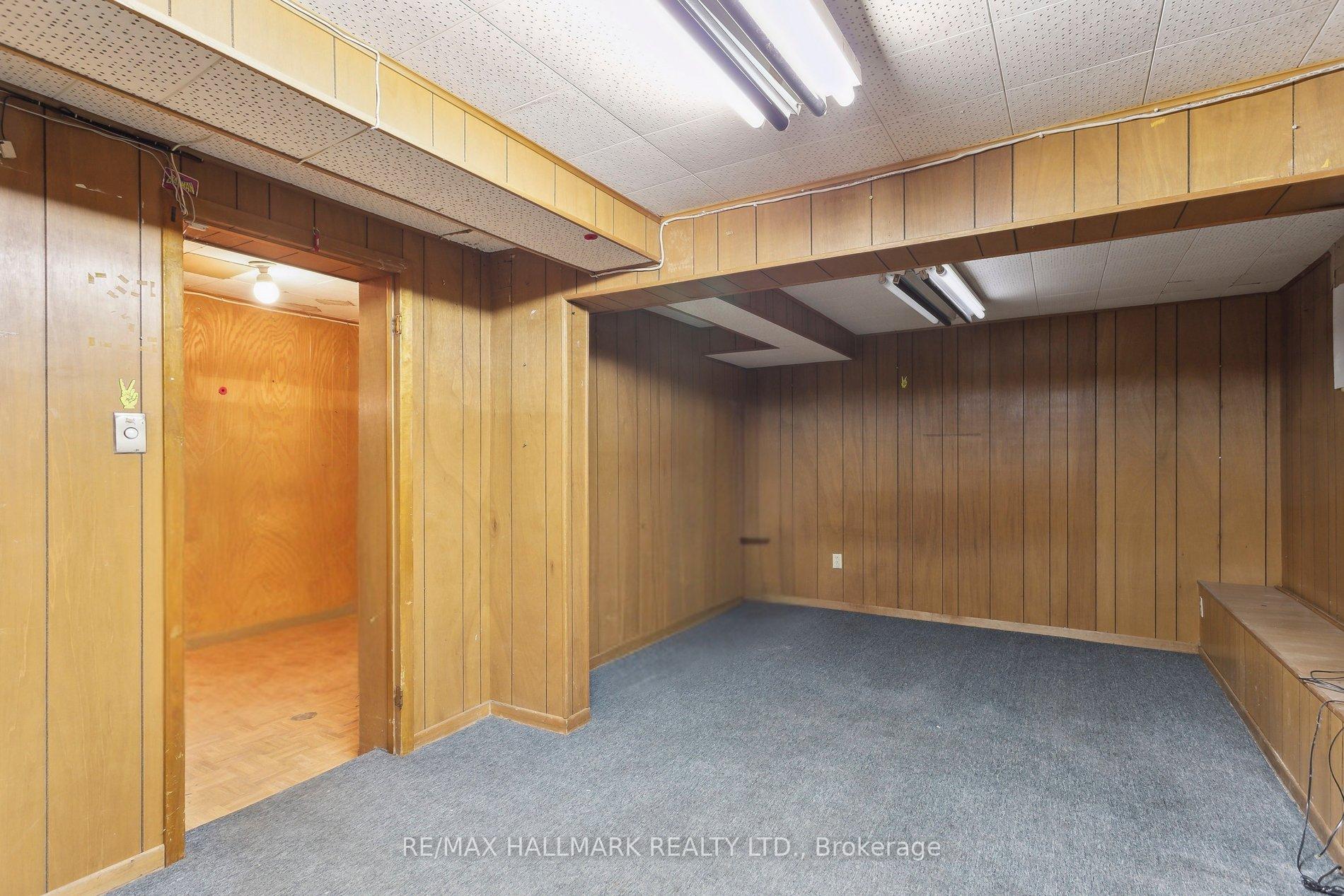 Photo 26 of 618 Brown's Line, Etobicoke, Alderwood — HOMEH