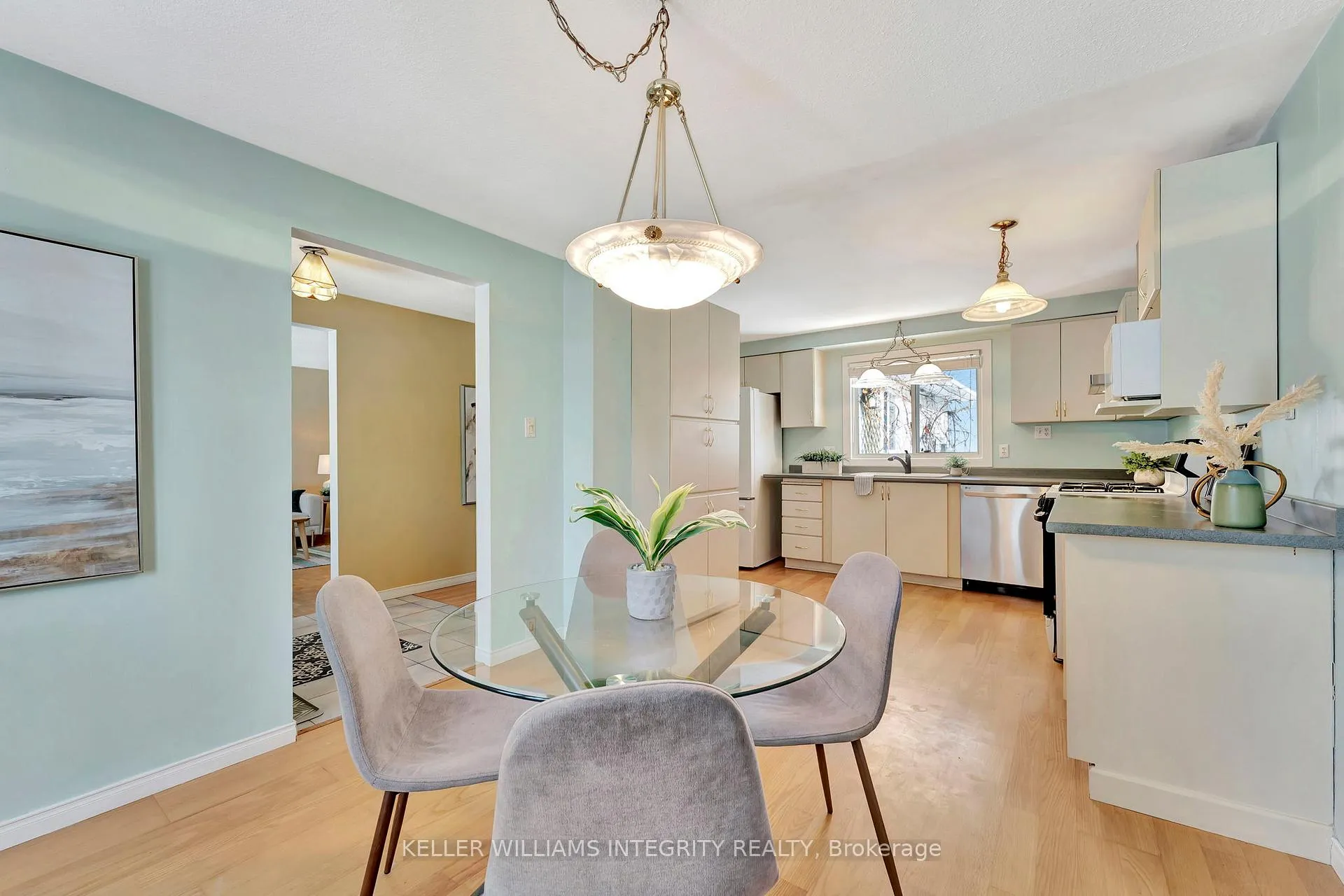 Photo 33 of 28 Wedgewood Crescent, Ottawa, Blackburn Hamlet — HOMEH
