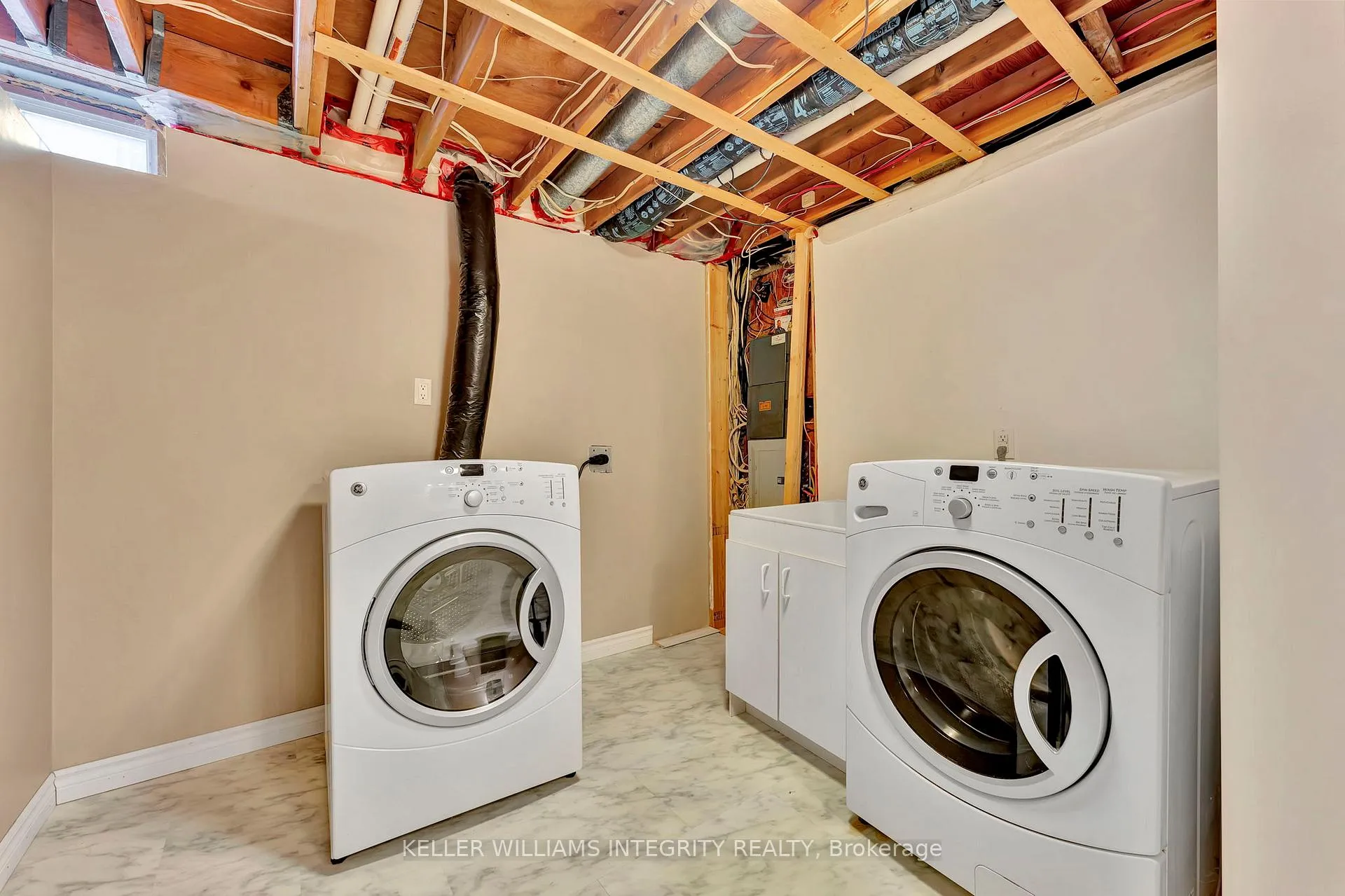 Photo 135 of 28 Wedgewood Crescent, Ottawa, Blackburn Hamlet — HOMEH