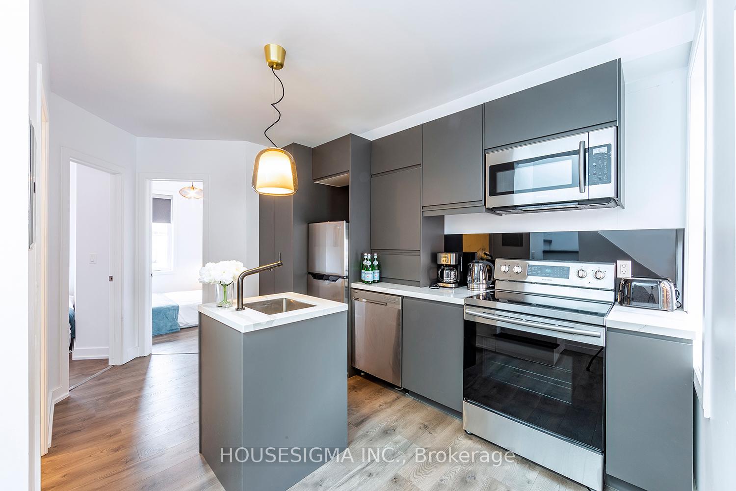Photo 1 of 40 Tecumseth Street, Toronto, Niagara — HOMEH