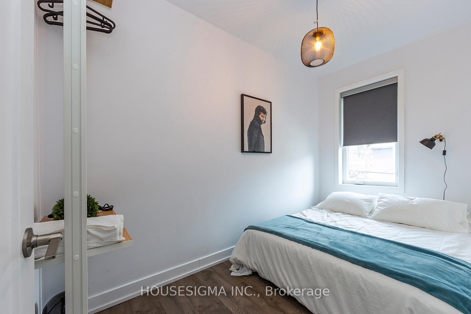 Photo 8 of 40 Tecumseth Street, Toronto, Niagara — HOMEH