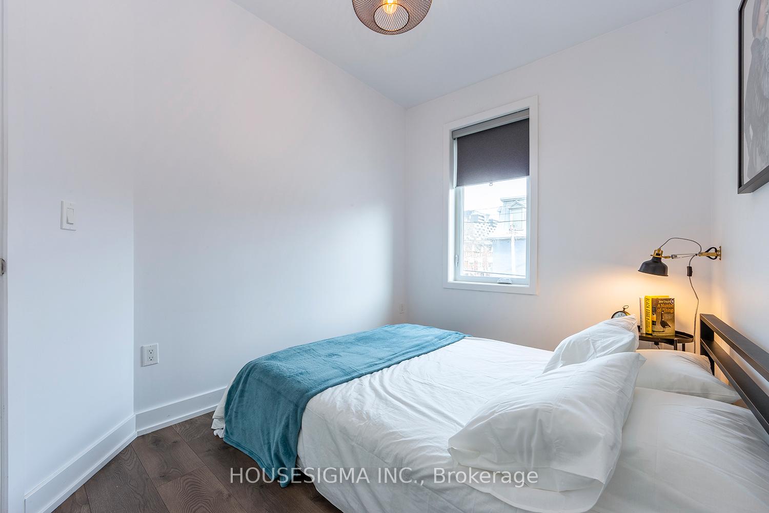 Photo 14 of 40 Tecumseth Street, Toronto, Niagara — HOMEH