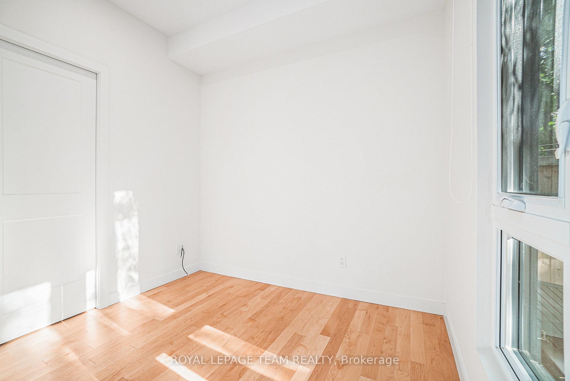 Photo 7 of 90 Hamilton Avenue N, Ottawa, Ottawa West — HOMEH