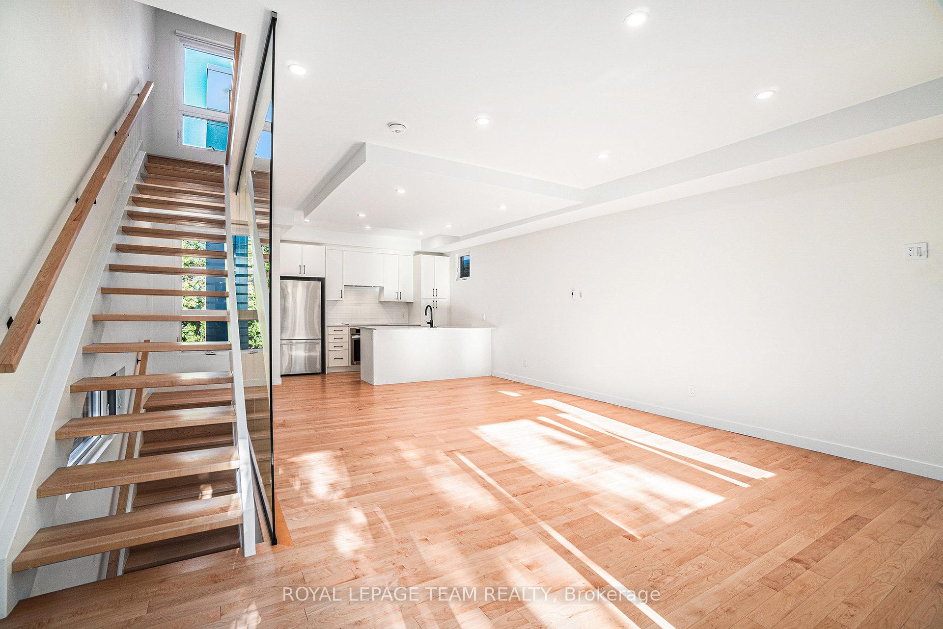 Photo 13 of 90 Hamilton Avenue N, Ottawa, Ottawa West — HOMEH