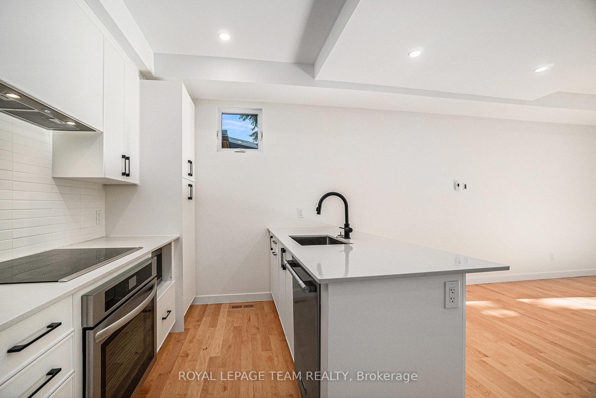 Photo 17 of 90 Hamilton Avenue N, Ottawa, Ottawa West — HOMEH