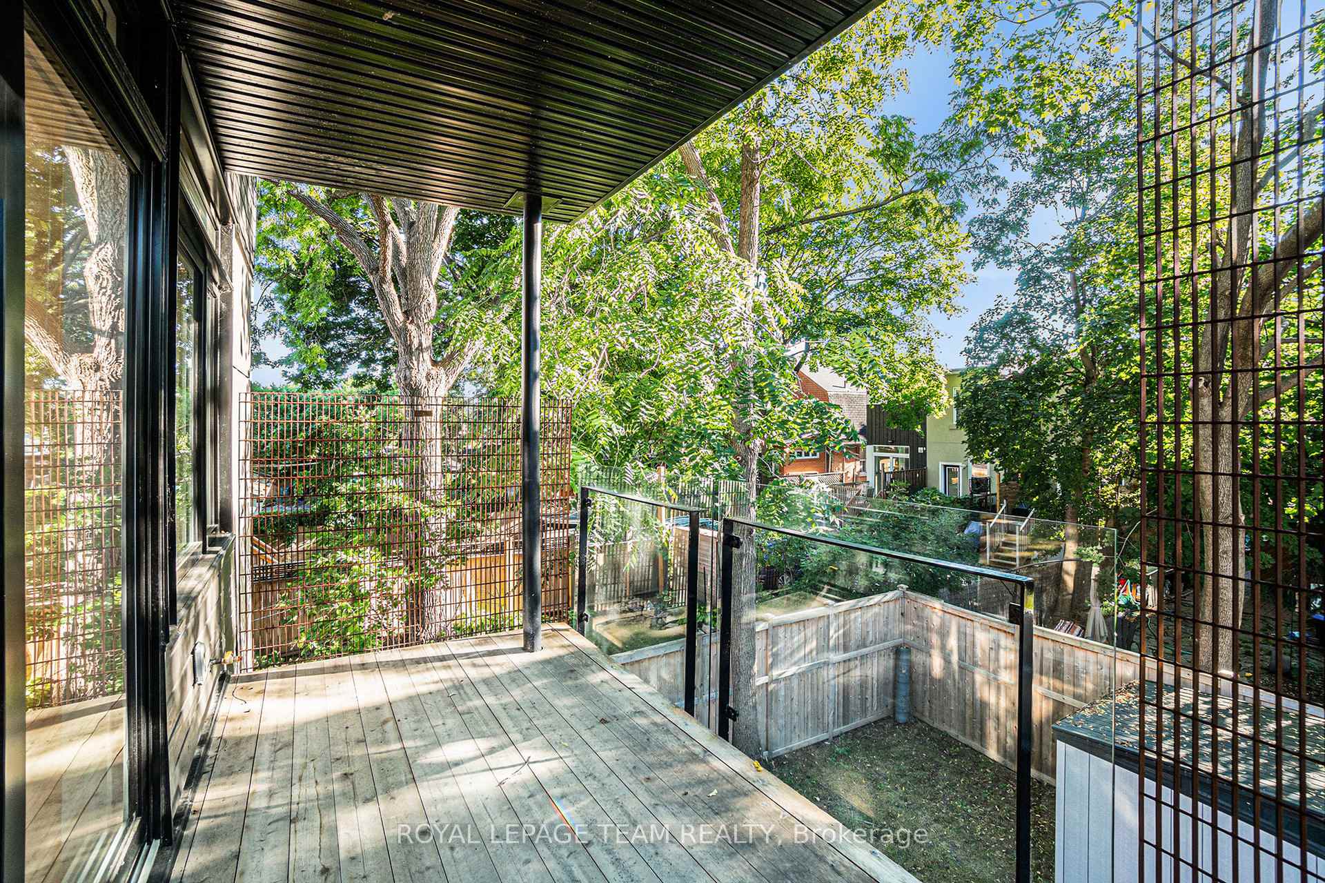 Photo 28 of 90 Hamilton Avenue N, Ottawa, Ottawa West — HOMEH