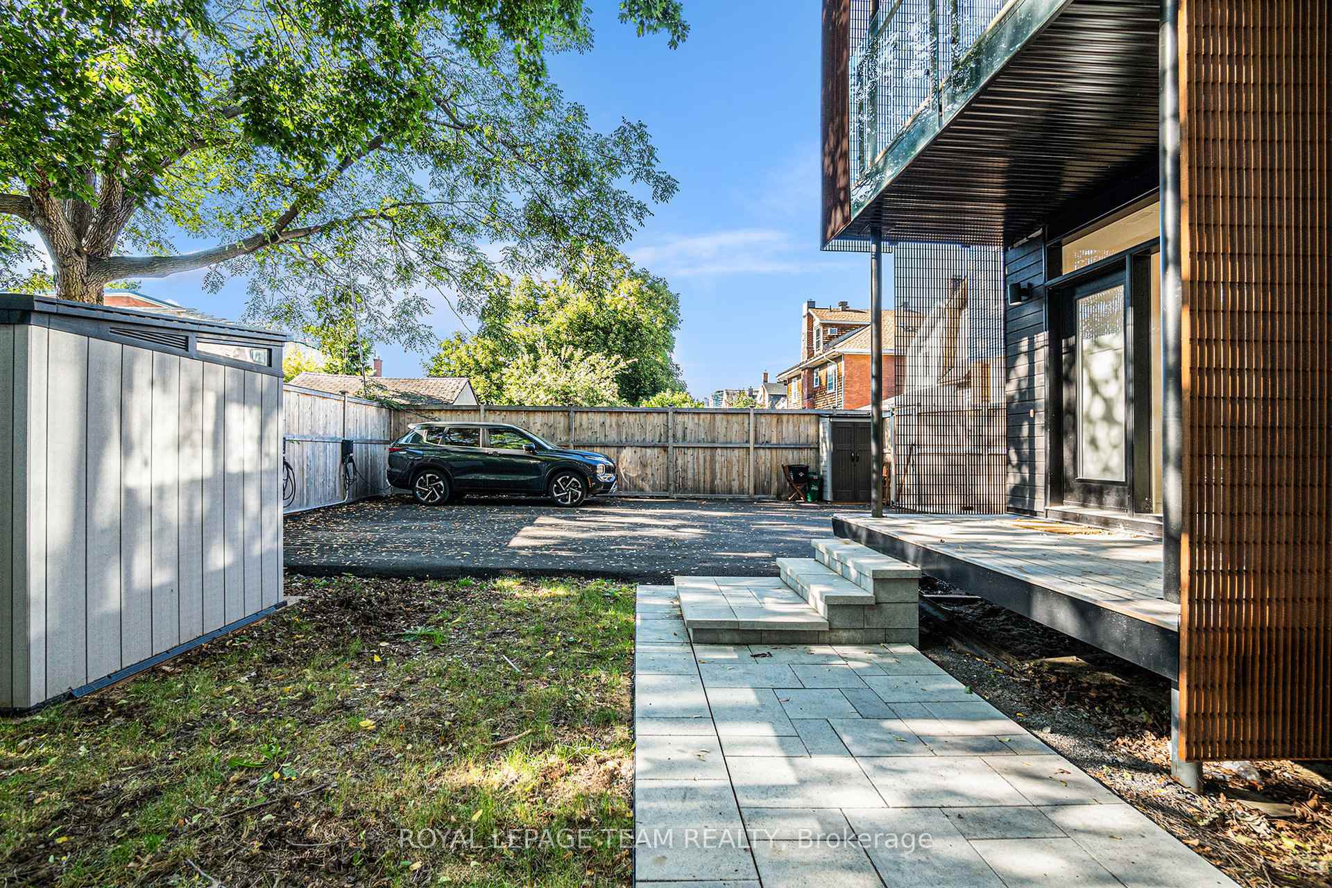 Photo 29 of 90 Hamilton Avenue N, Ottawa, Ottawa West — HOMEH