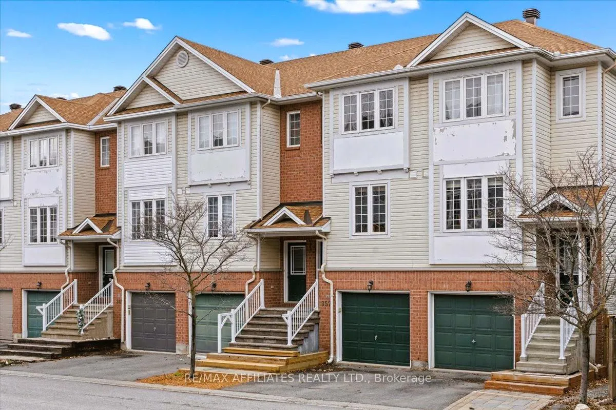 Photo 3 of 357 Wiffen, Ottawa, Westcliffe Estates — HOMEH