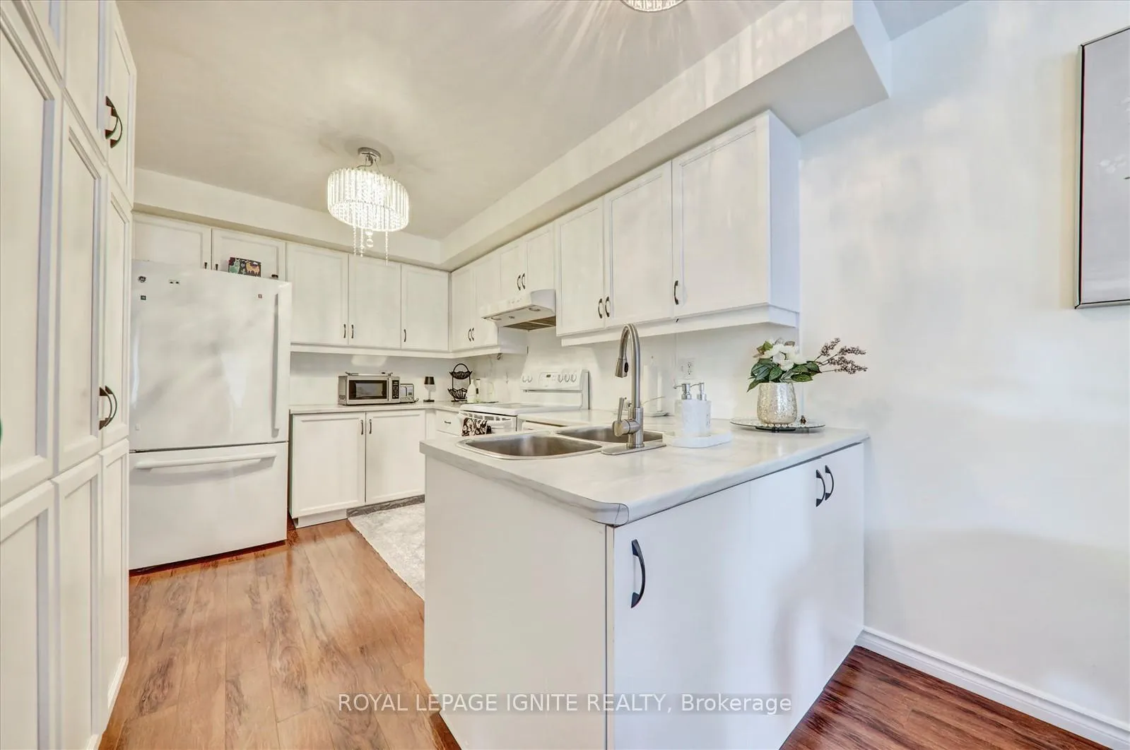 Photo 58 of Unit 40, 11 Arnold Estate Lane, Ajax, Central — HOMEH
