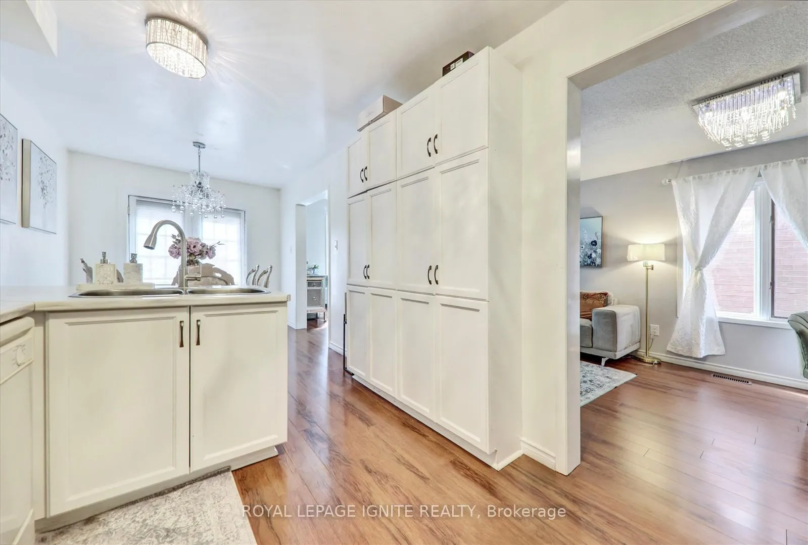 Photo 65 of Unit 40, 11 Arnold Estate Lane, Ajax, Central — HOMEH