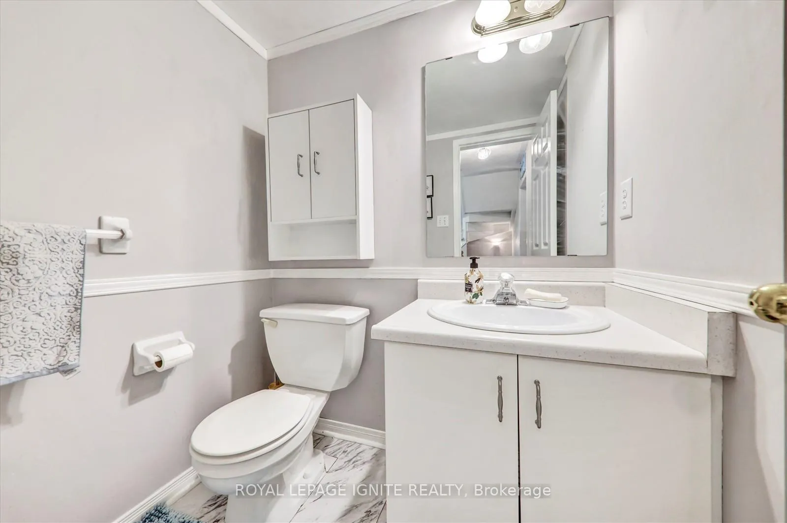 Photo 71 of Unit 40, 11 Arnold Estate Lane, Ajax, Central — HOMEH