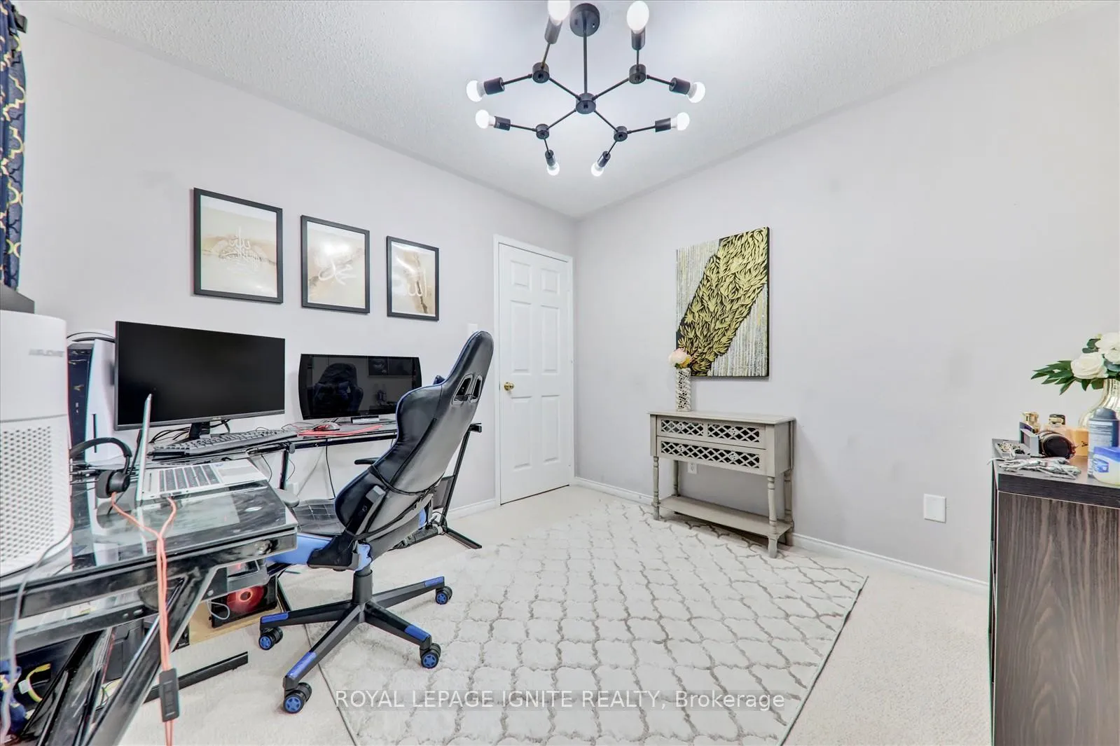Photo 103 of Unit 40, 11 Arnold Estate Lane, Ajax, Central — HOMEH