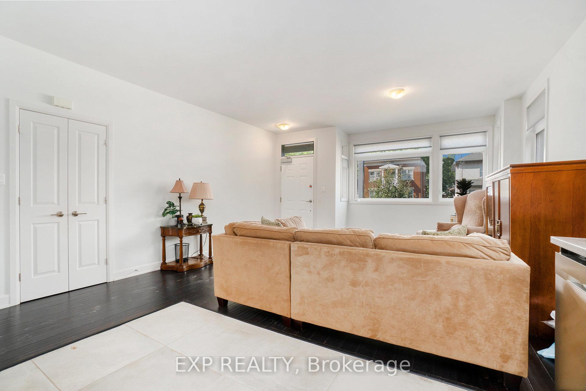 Photo 4 of Unit 2, 129 Smirle Avenue, Ottawa, Ottawa West — HOMEH