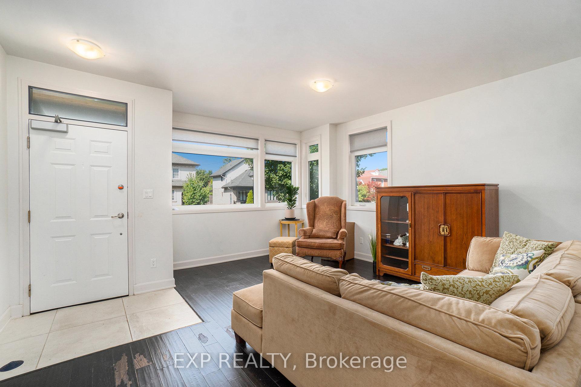Photo 5 of Unit 2, 129 Smirle Avenue, Ottawa, Ottawa West — HOMEH