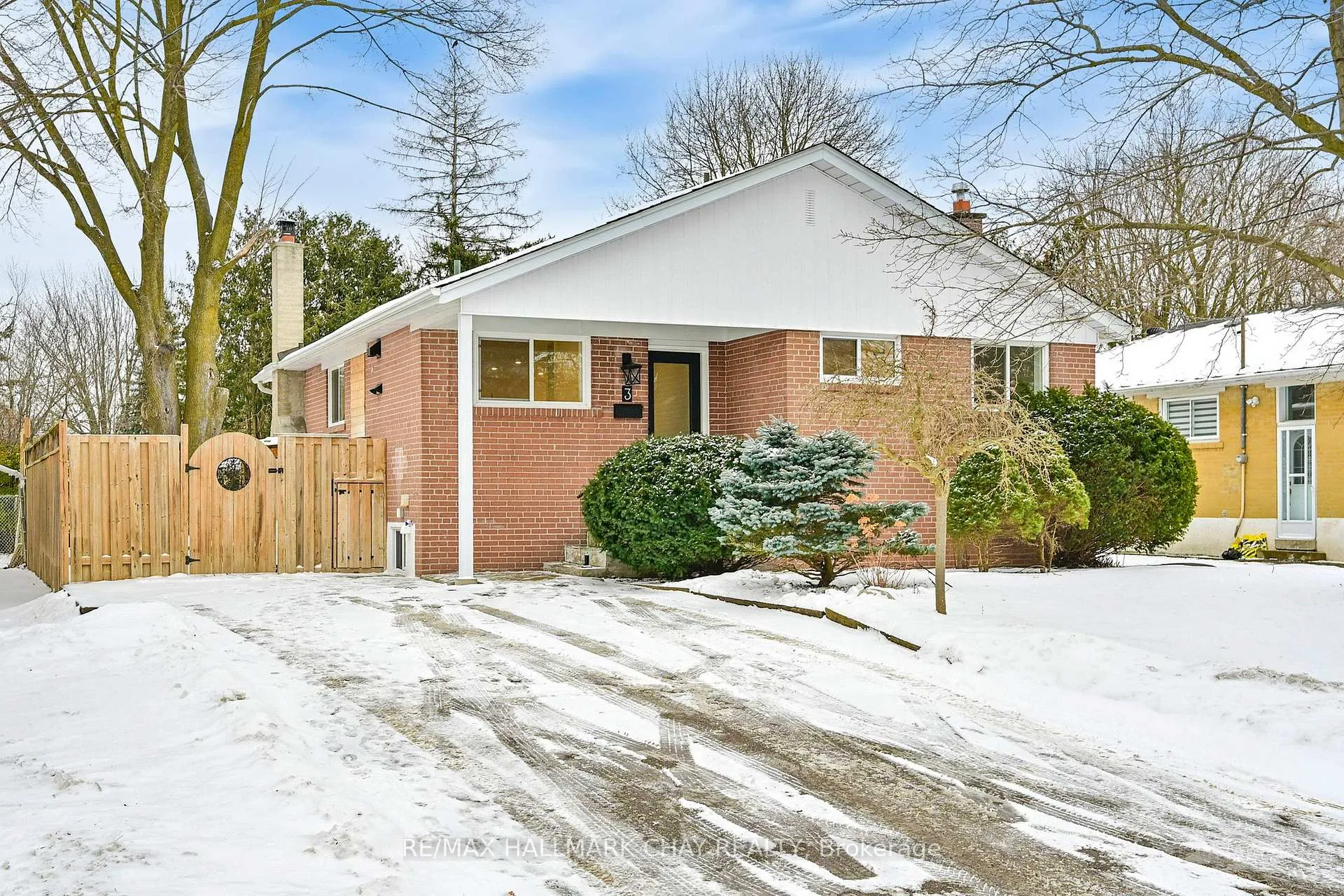 Front of 3 Davidson Road