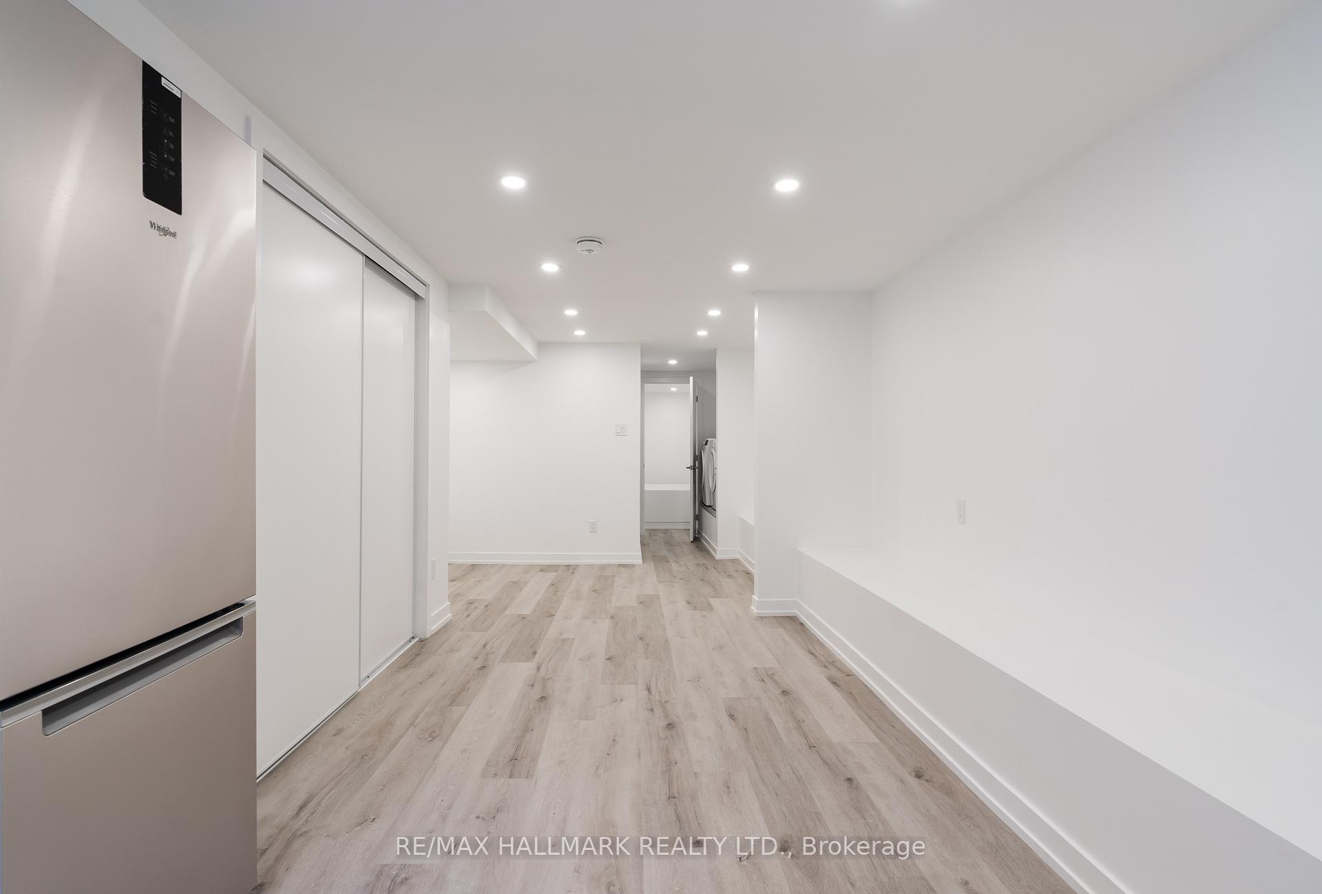 Photo 10 of Unit Lower, 30 Manning Avenue, Toronto, Trinity-Bellwoods — HOMEH