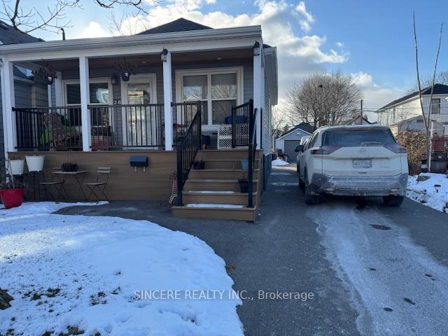 Photo 1 of Unit Main Floor, 26 Sixteenth Street, Etobicoke, New Toronto — HOMEH