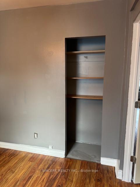 Photo 4 of Unit Main Floor, 26 Sixteenth Street, Etobicoke, New Toronto — HOMEH