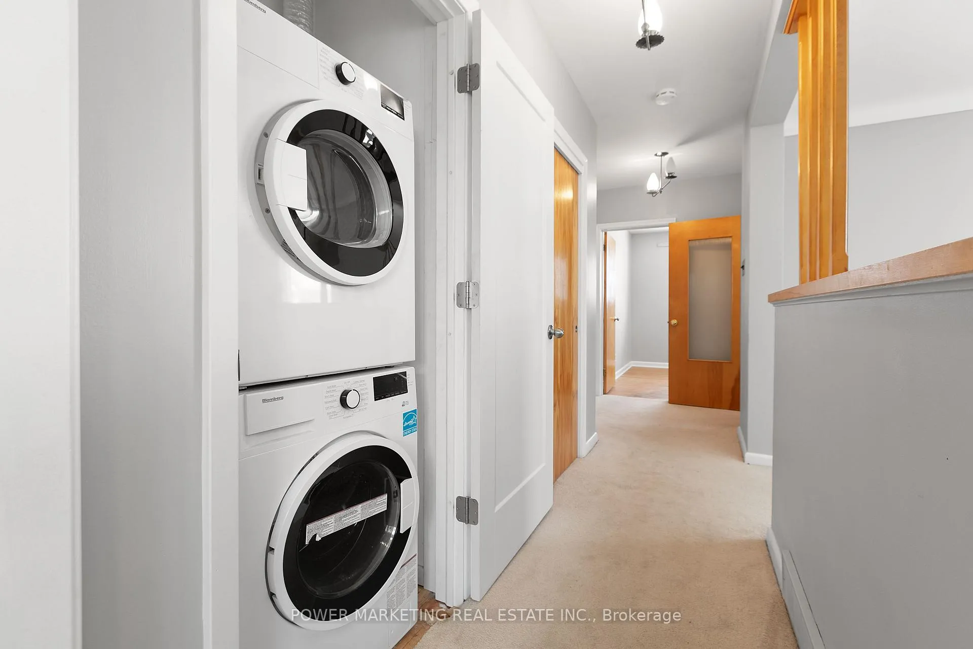 Photo 89 of Unit A, 529 Browning Avenue, Ottawa, Riverview Park — HOMEH