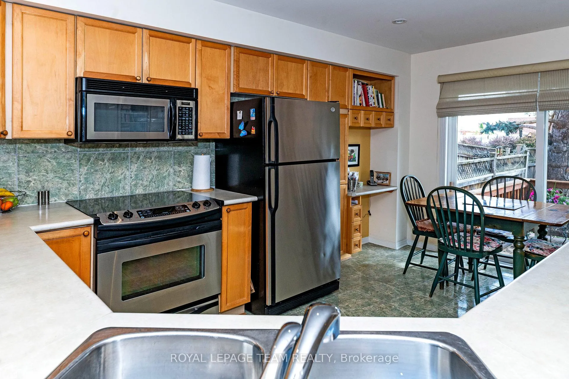 Photo 66 of 59 Great Oak Private, Ottawa, Riverview Park — HOMEH