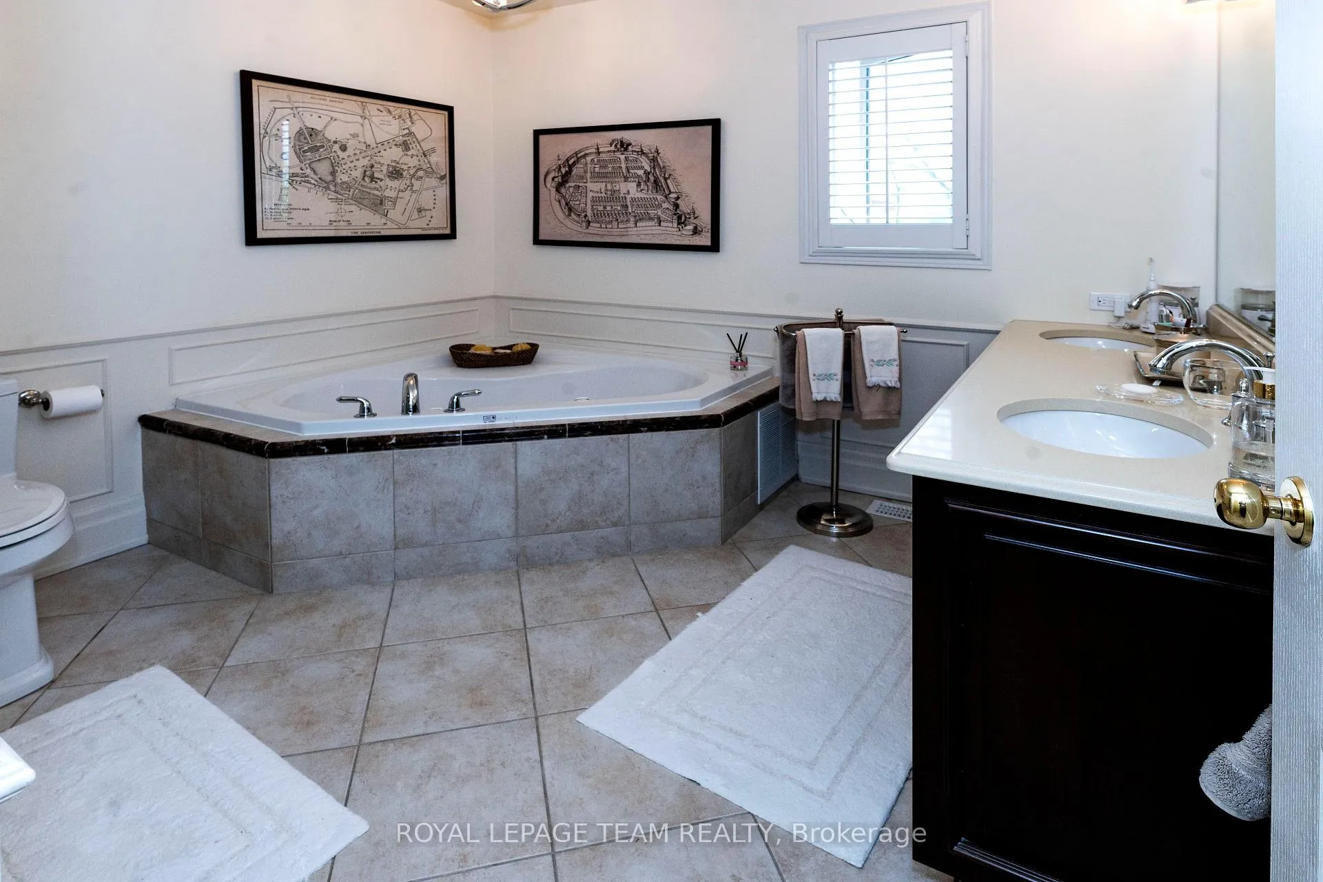 Photo 110 of 59 Great Oak Private, Ottawa, Riverview Park — HOMEH