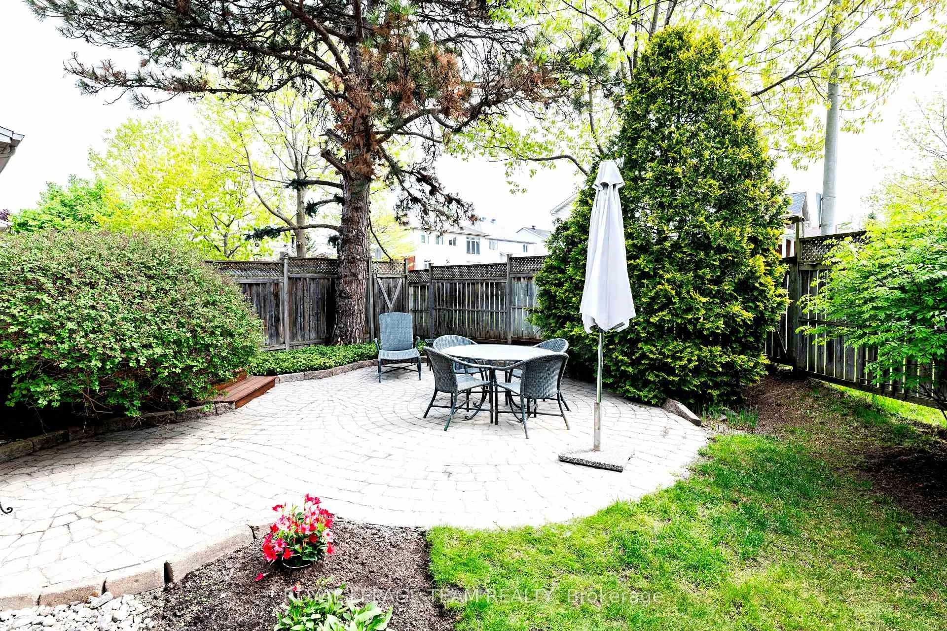 Photo 176 of 59 Great Oak Private, Ottawa, Riverview Park — HOMEH