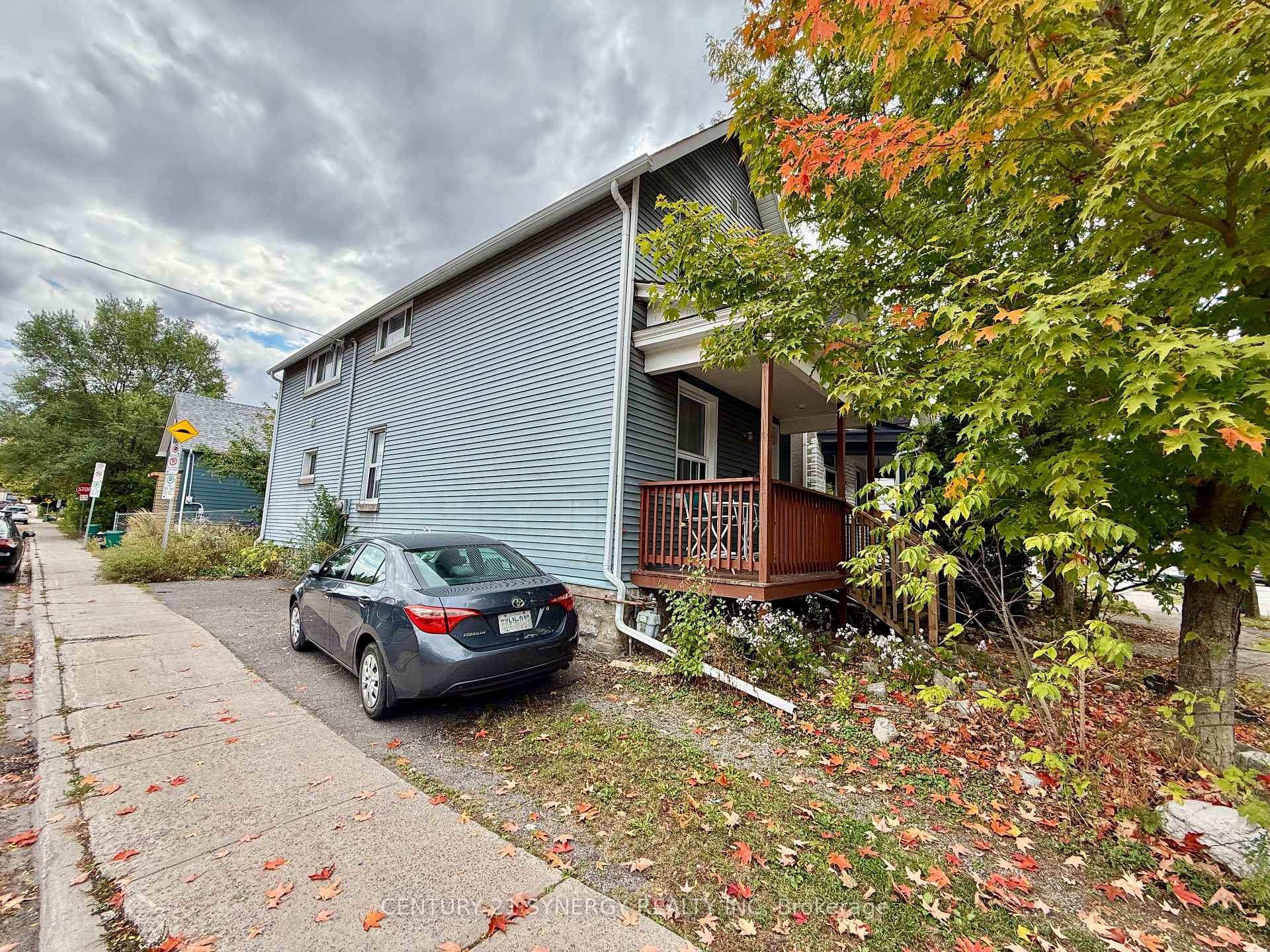 Photo 4 of Unit 2, 4 Gould Street, Ottawa, Ottawa West — HOMEH