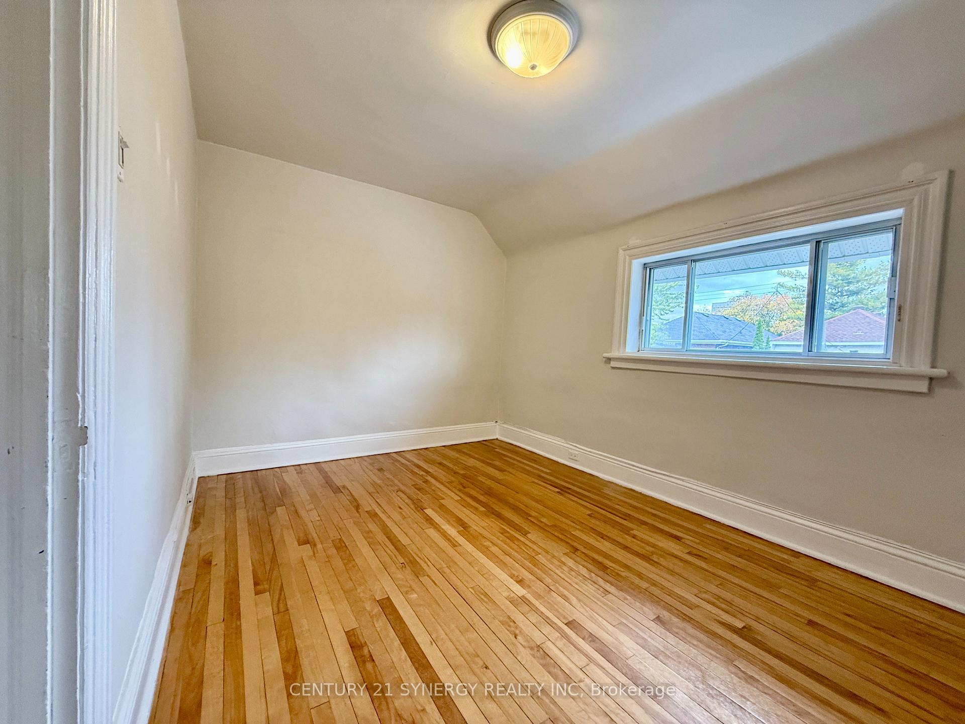Photo 7 of Unit 2, 4 Gould Street, Ottawa, Ottawa West — HOMEH